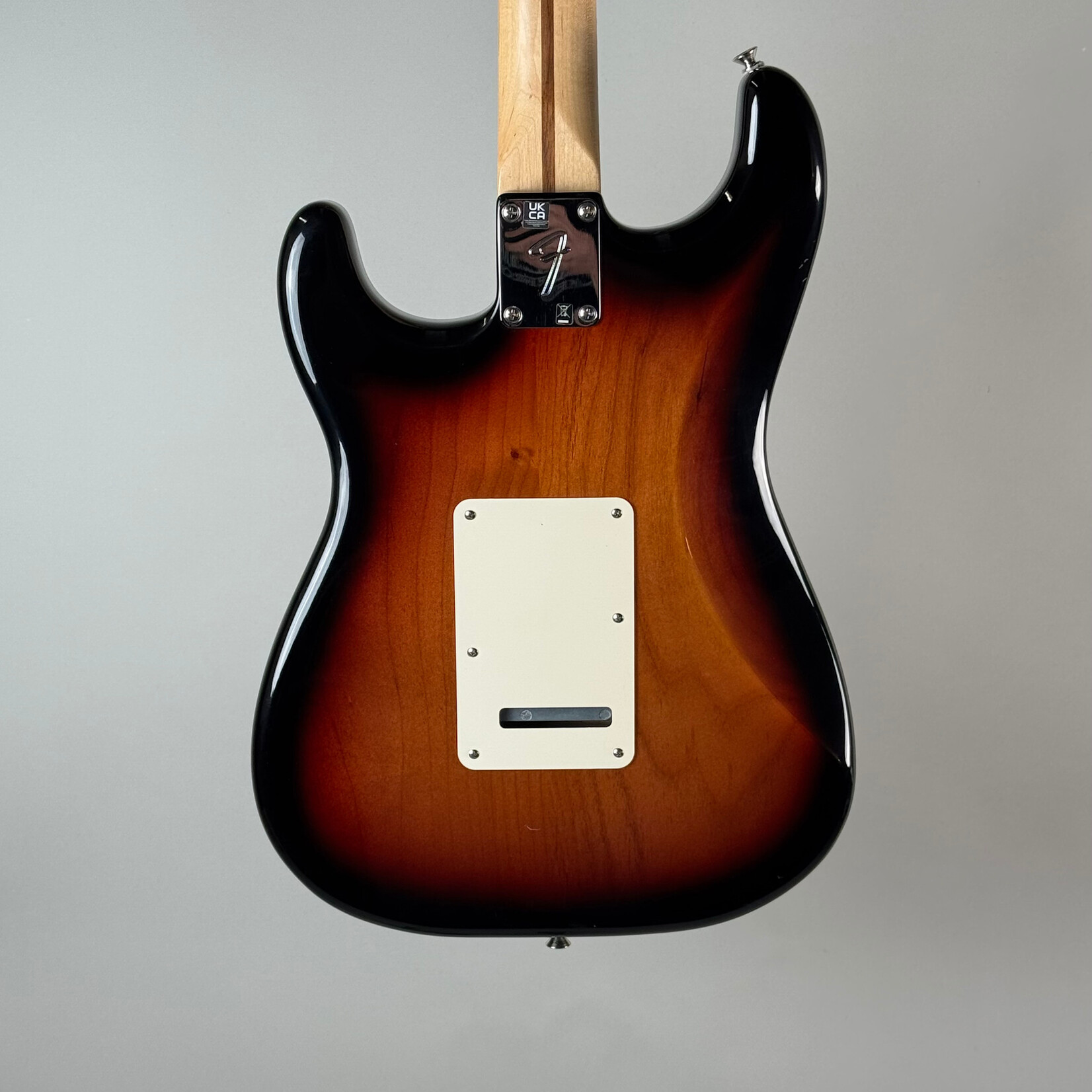 Fender 2021 Fender Player Series Stratocaster Sunburst W/HSC (Noiseless Pickups)