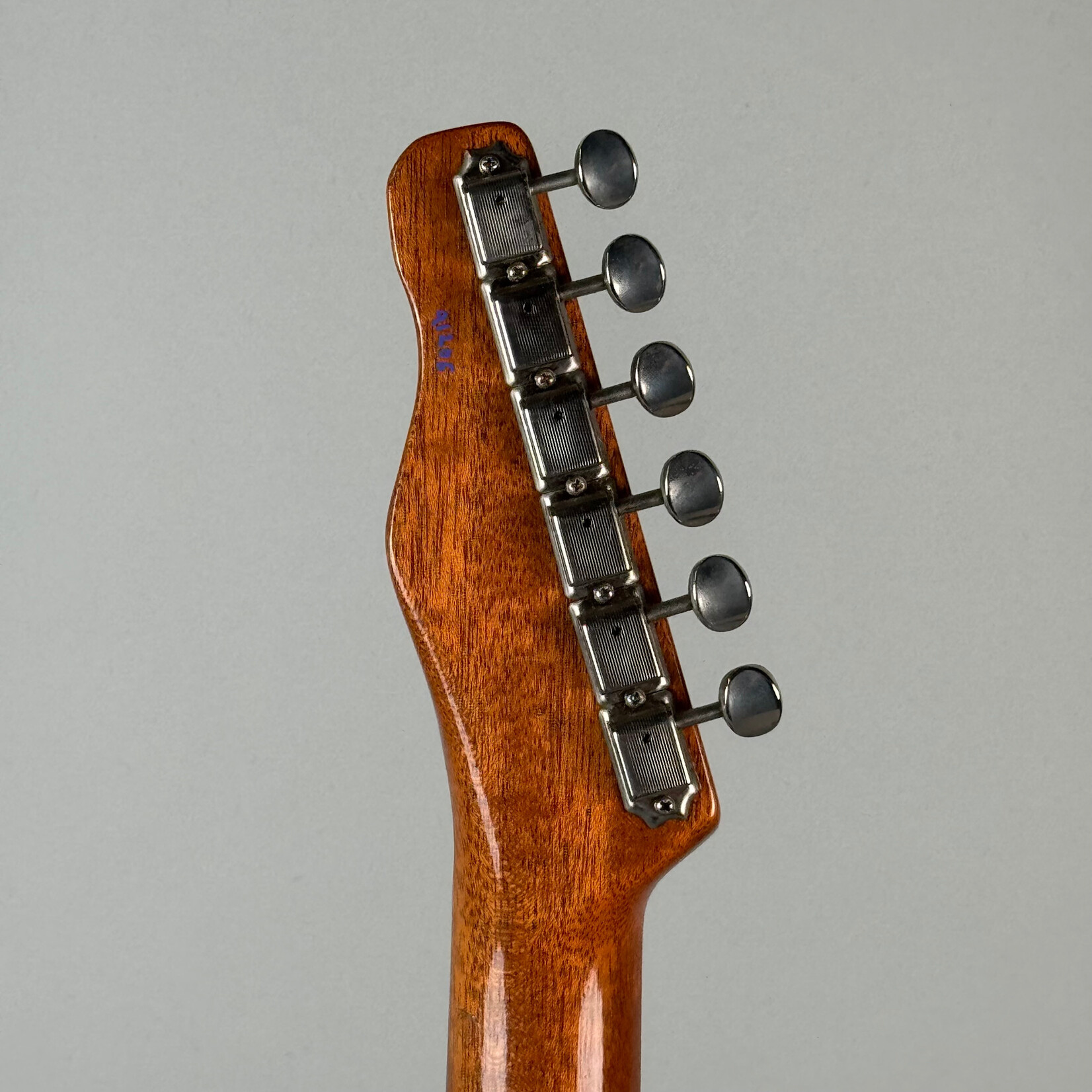 Hahn Model 1229 T-style Blue Swirl