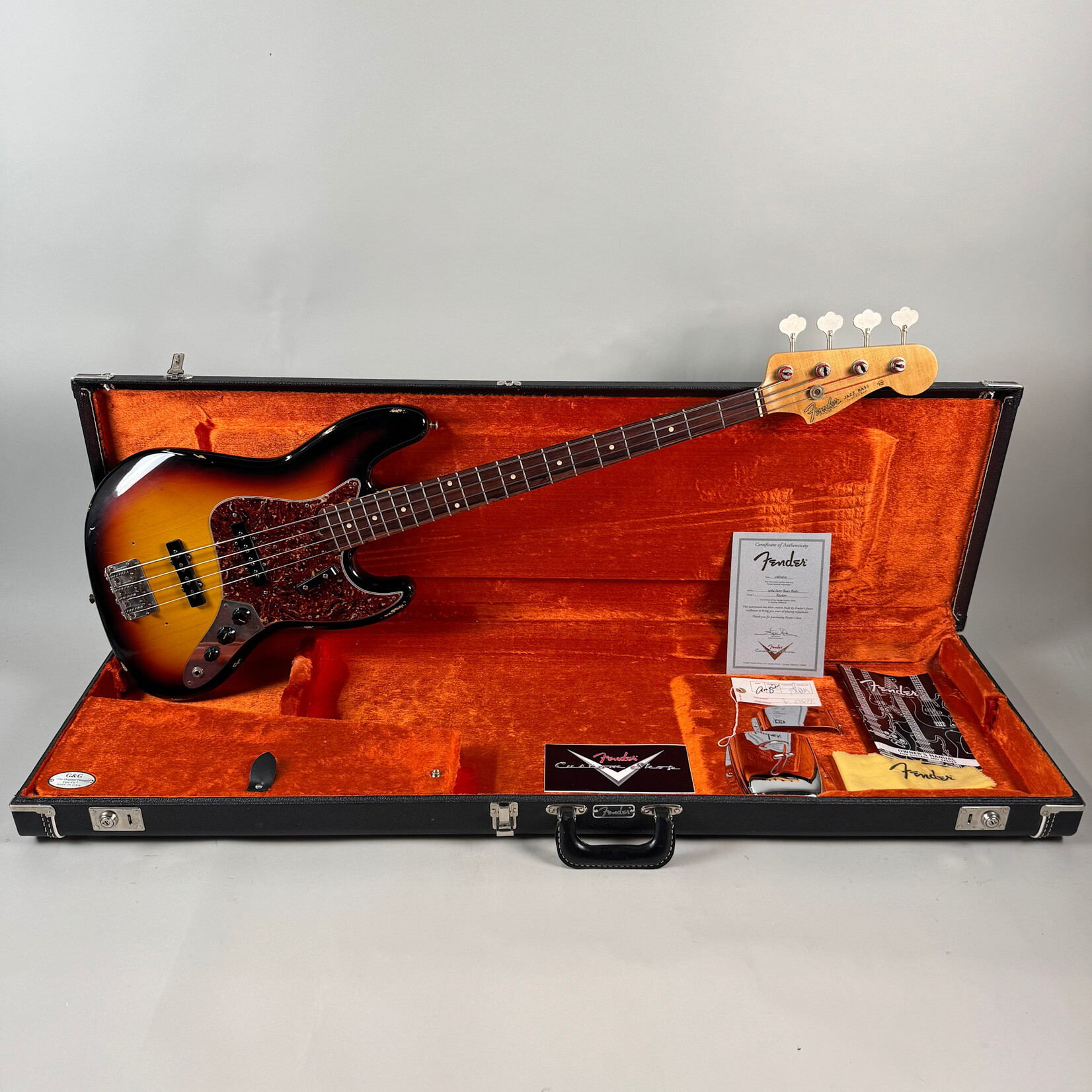 Fender 2005 Fender Custom Shop '64 Jazz Bass Relic Sunburst