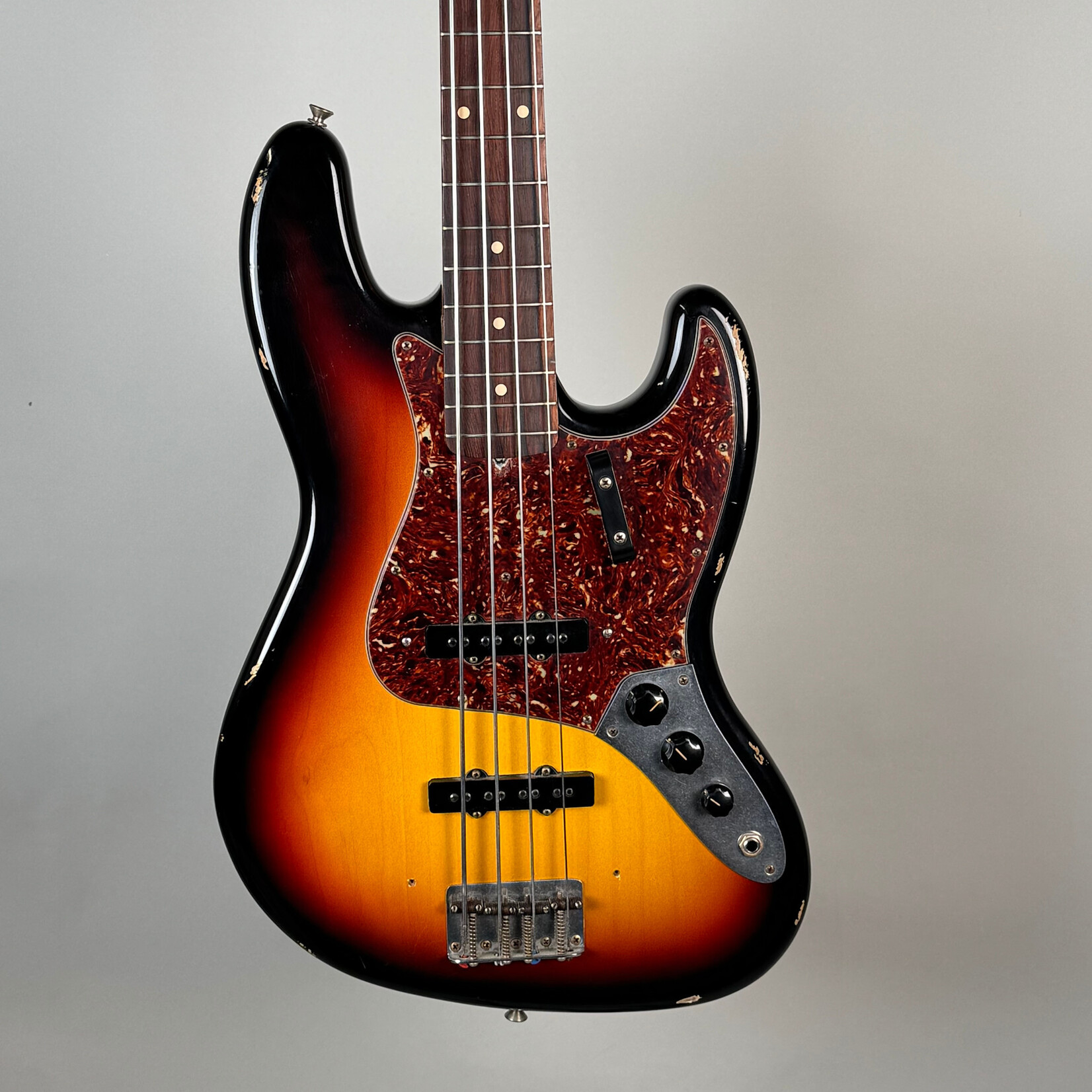 Fender 2005 Fender Custom Shop '64 Jazz Bass Relic Sunburst