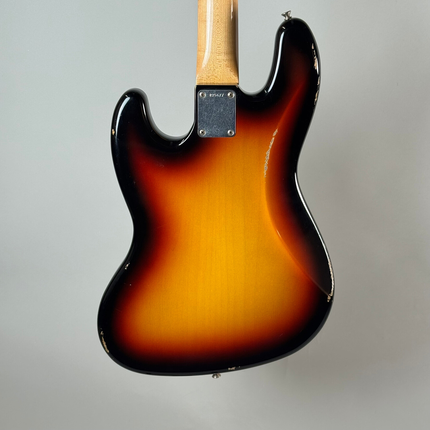 Fender 2005 Fender Custom Shop '64 Jazz Bass Relic Sunburst