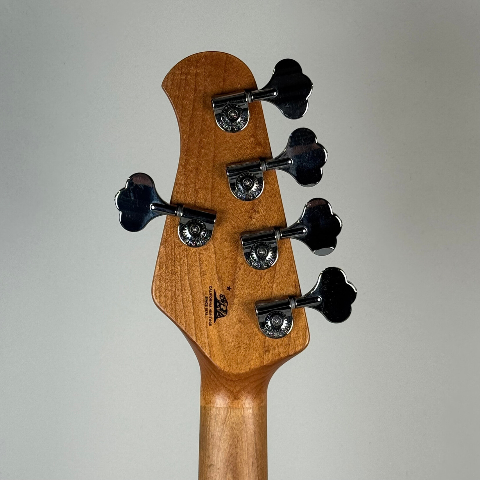 music man 2022 Music Man Stingray 5 Charging Green