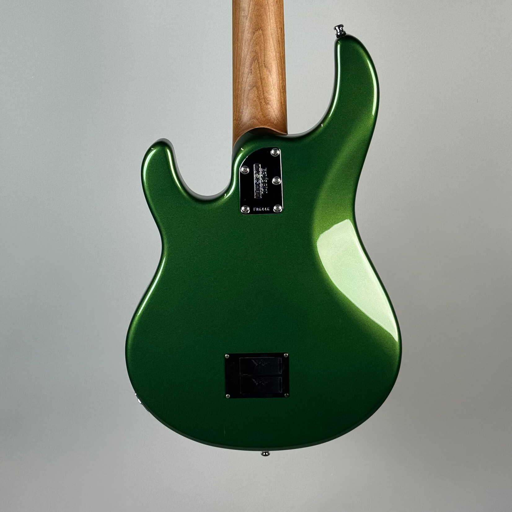 music man 2022 Music Man Stingray 5 Charging Green
