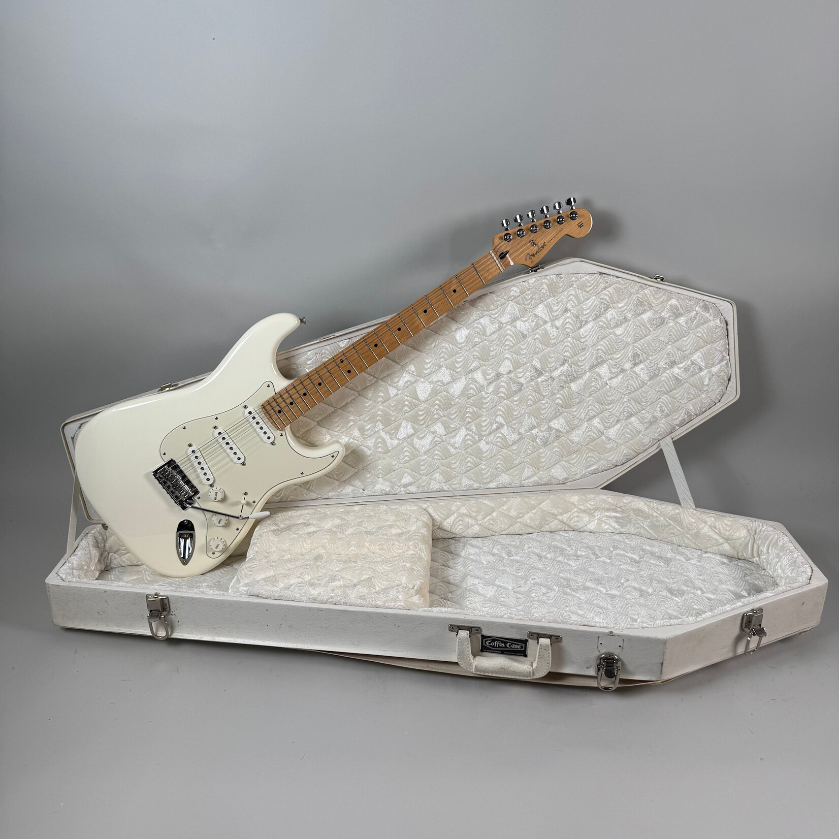 Fender 2021 Fender MIM Player Series Stratocaster White W/ HSC