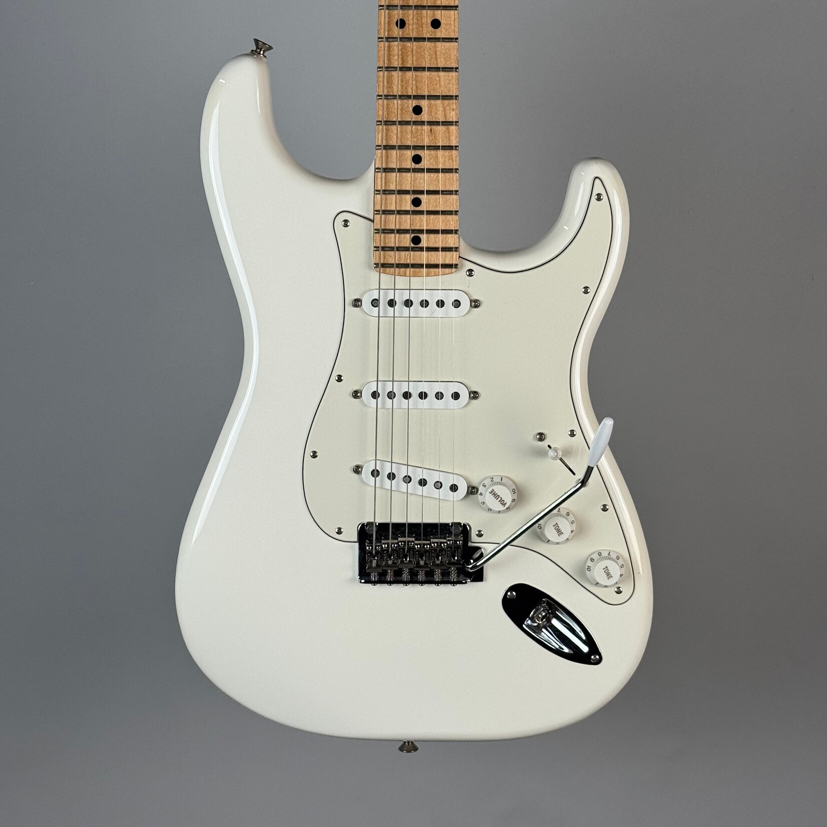 Fender 2021 Fender MIM Player Series Stratocaster White W/ HSC