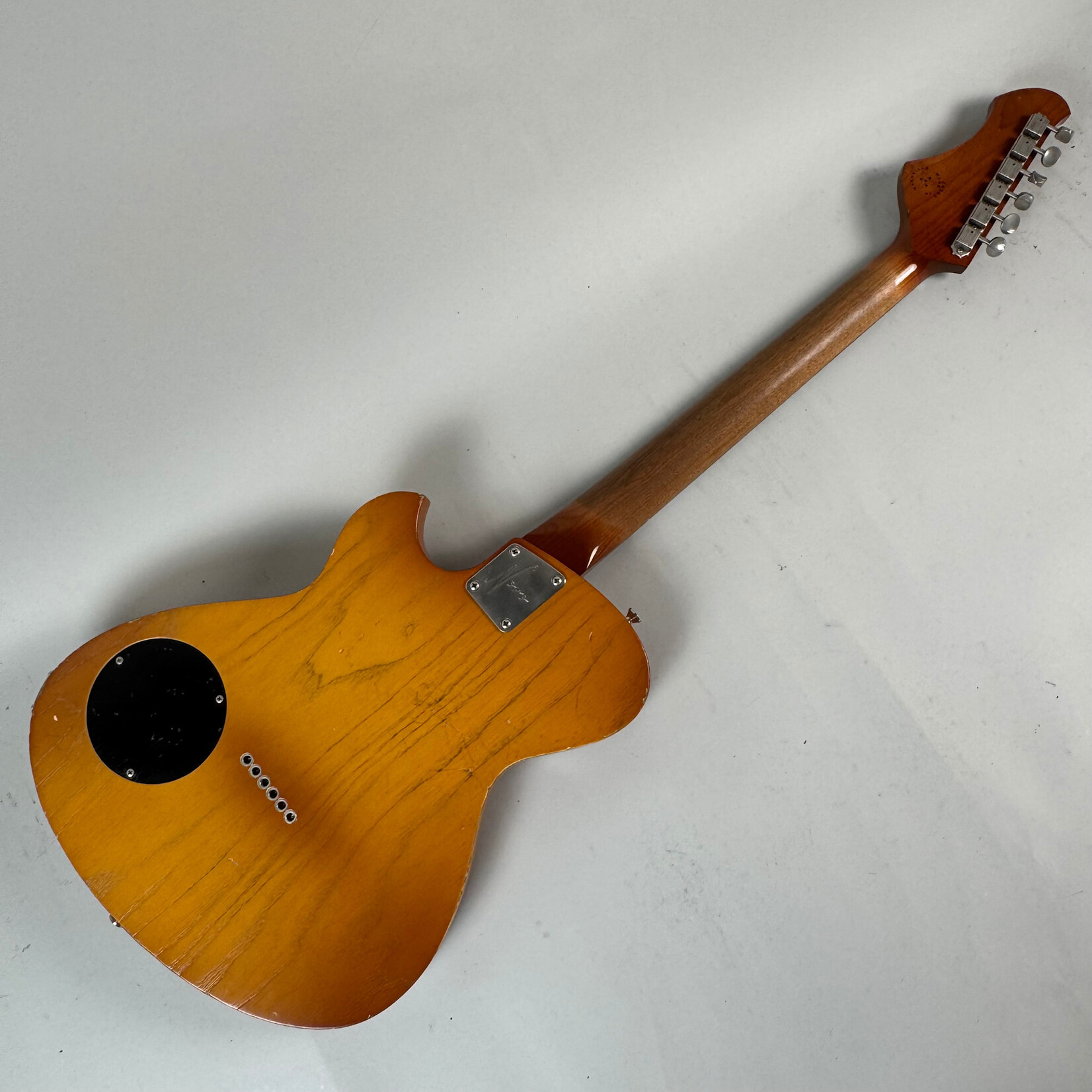 Novo 2024 Novo Solus F2 Nicotine Blonde German Carve