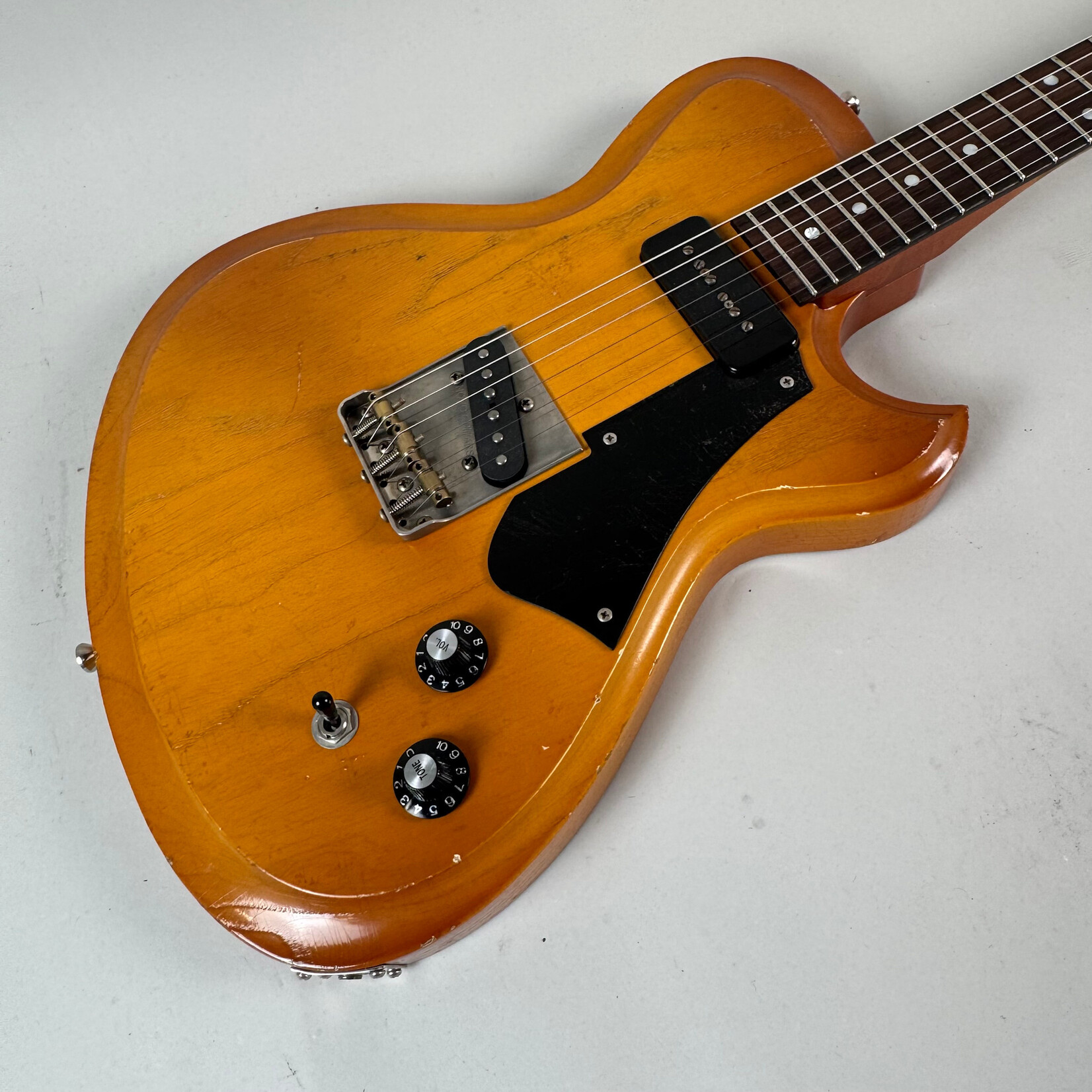 Novo 2024 Novo Solus F2 Nicotine Blonde German Carve