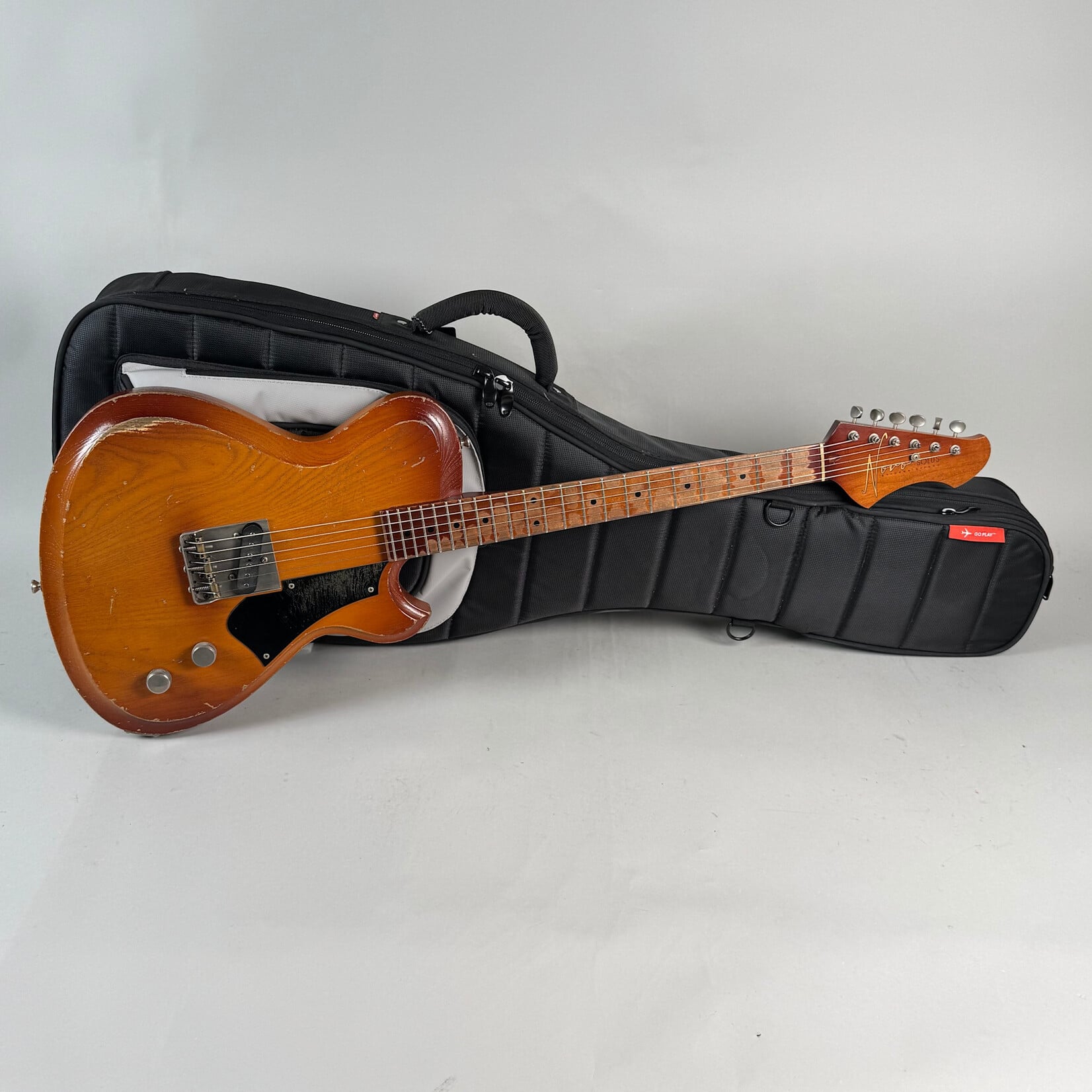 Novo 2023 Novo Solus F1 German Carve Nicotine Blonde