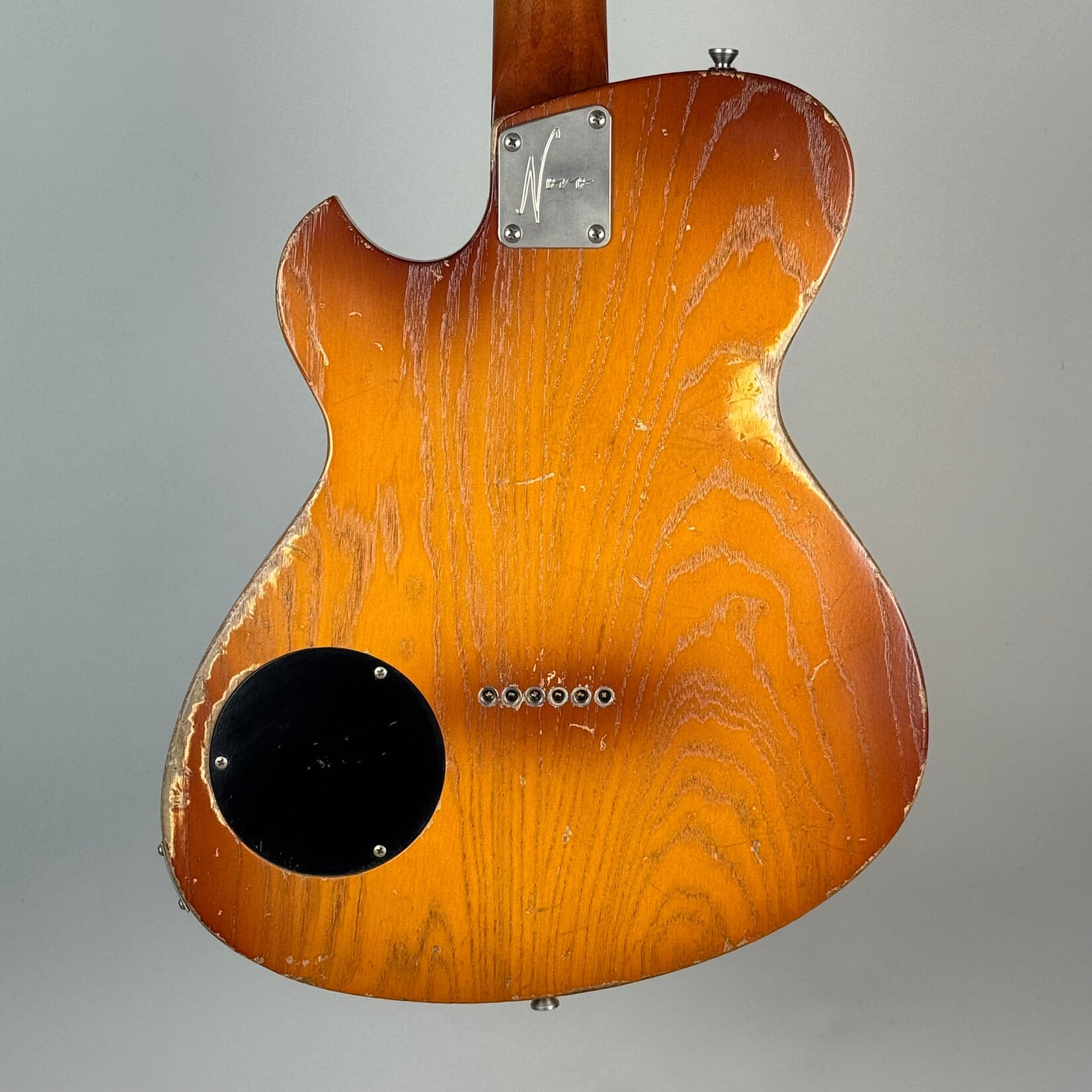 Novo 2023 Novo Solus F1 German Carve Nicotine Blonde