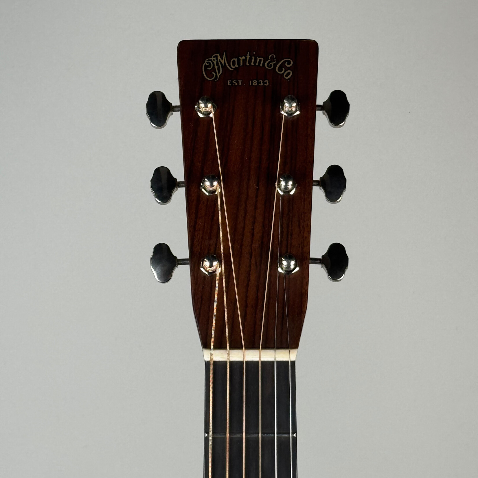 Martin 2021 Martin HD-28 W/ L.R. Baggs