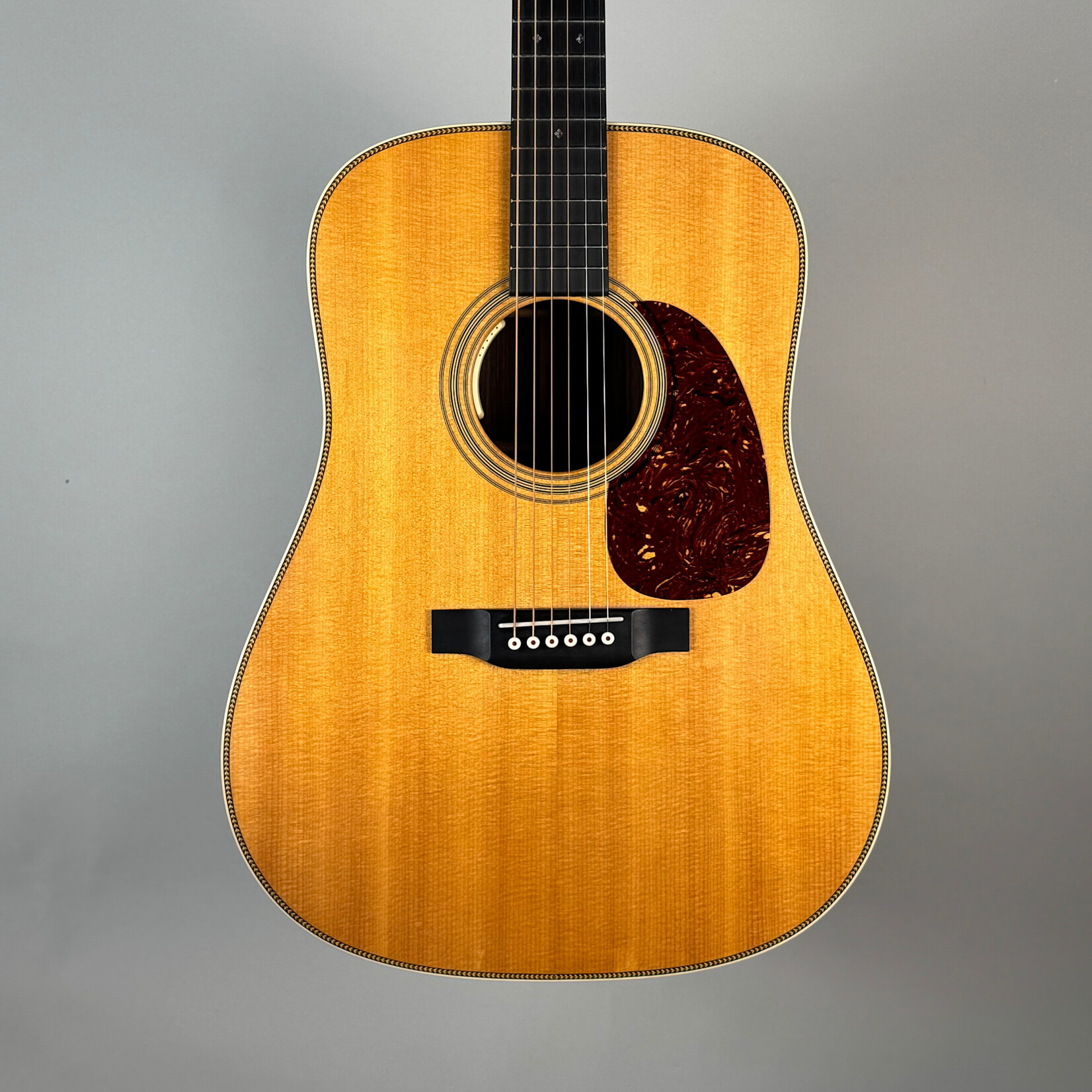 Martin 2021 Martin HD-28 W/ L.R. Baggs