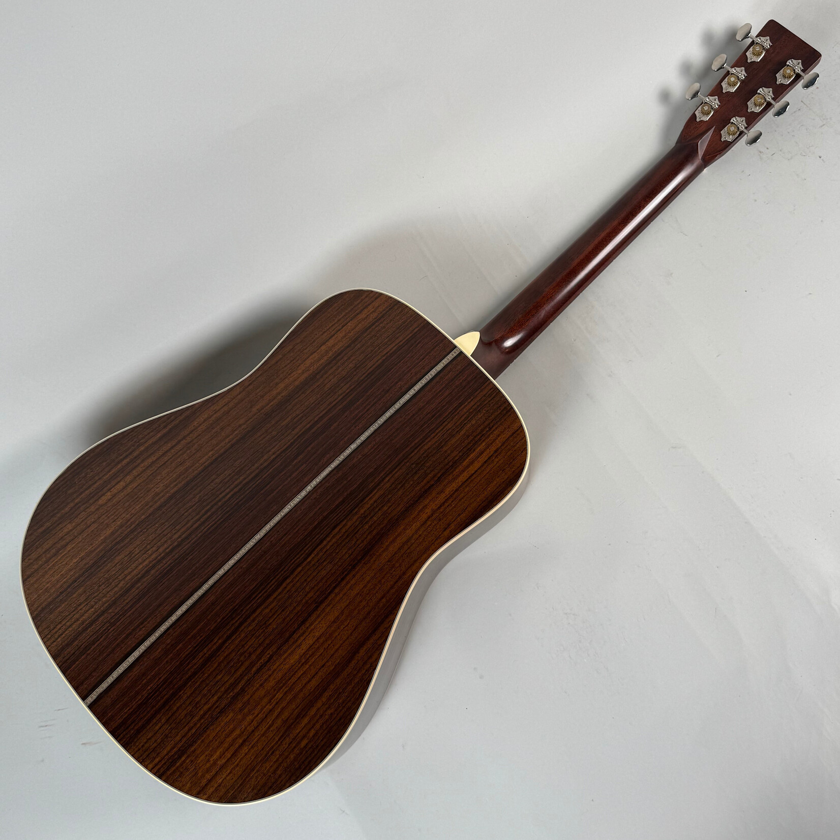Martin 2021 Martin HD-28 W/ L.R. Baggs