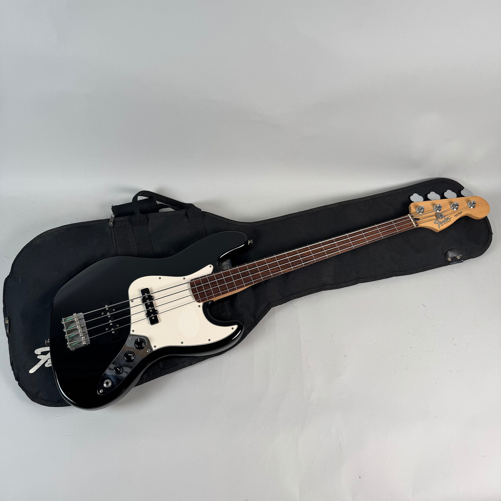 Fender 2002 Fender MIM Jazz Bass Fretless Black