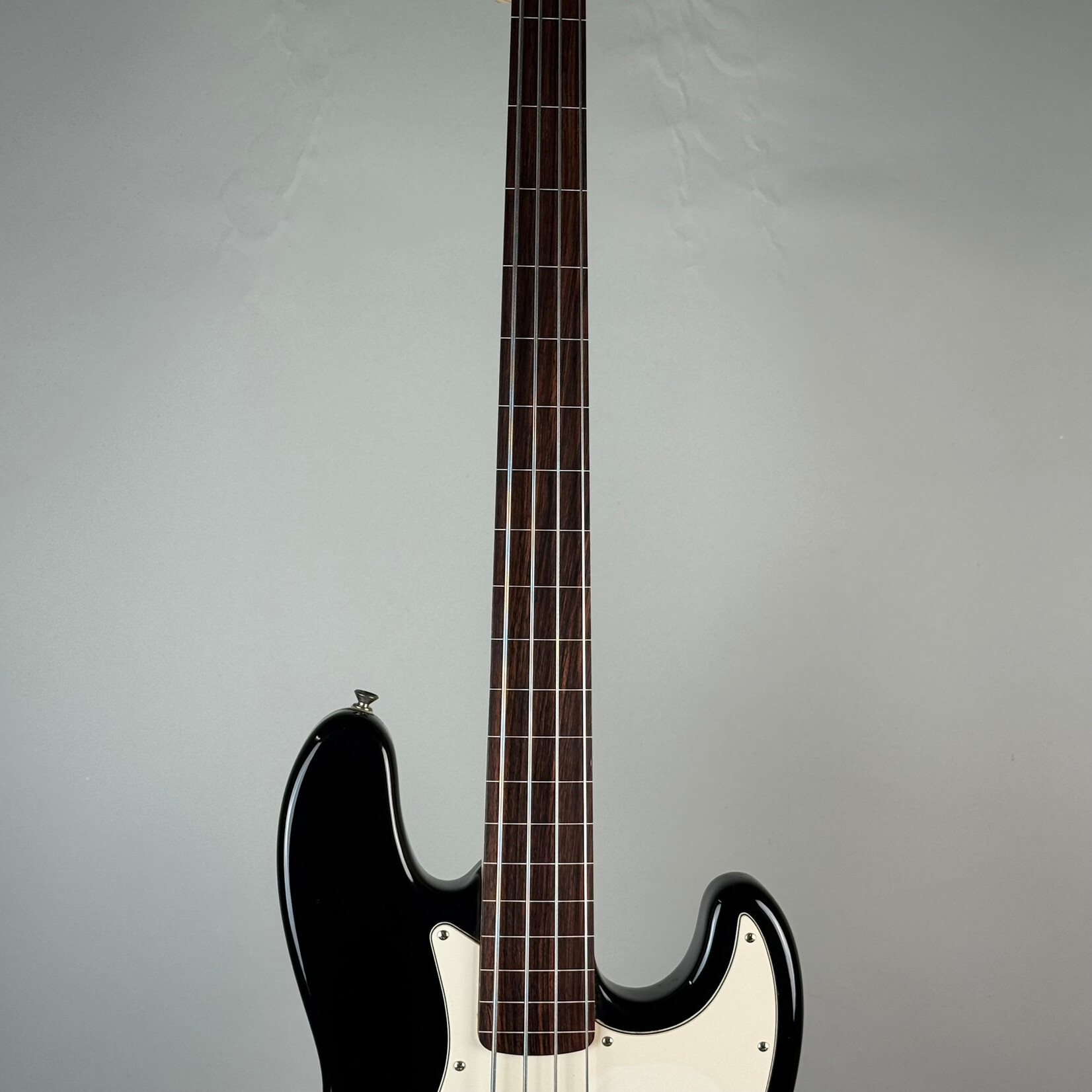 Fender 2002 Fender MIM Jazz Bass Fretless Black