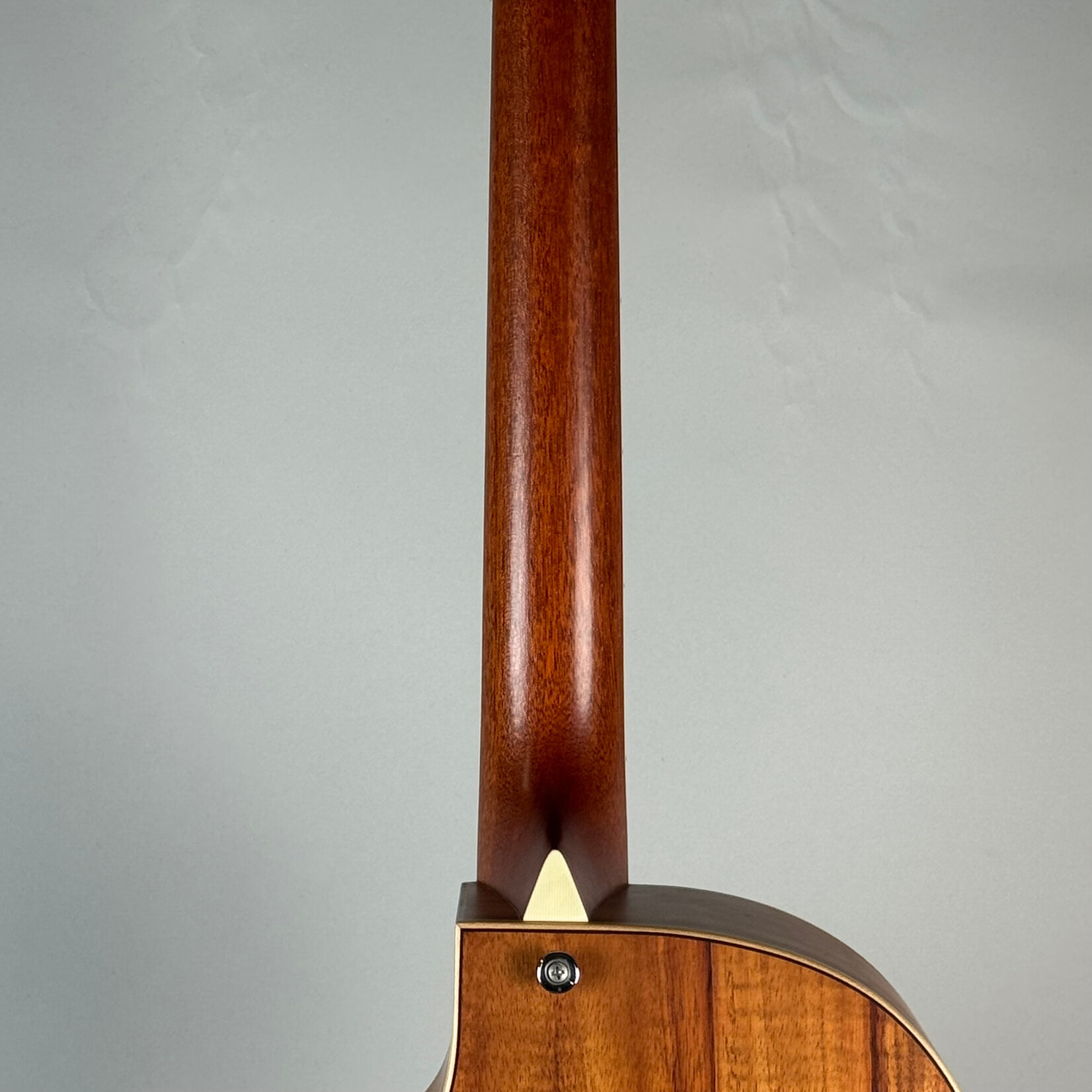 Larrivee Larrivee LV-03K