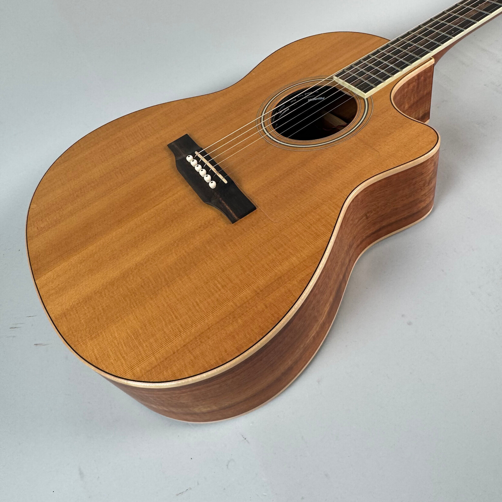 Larrivee Larrivee LV-03K