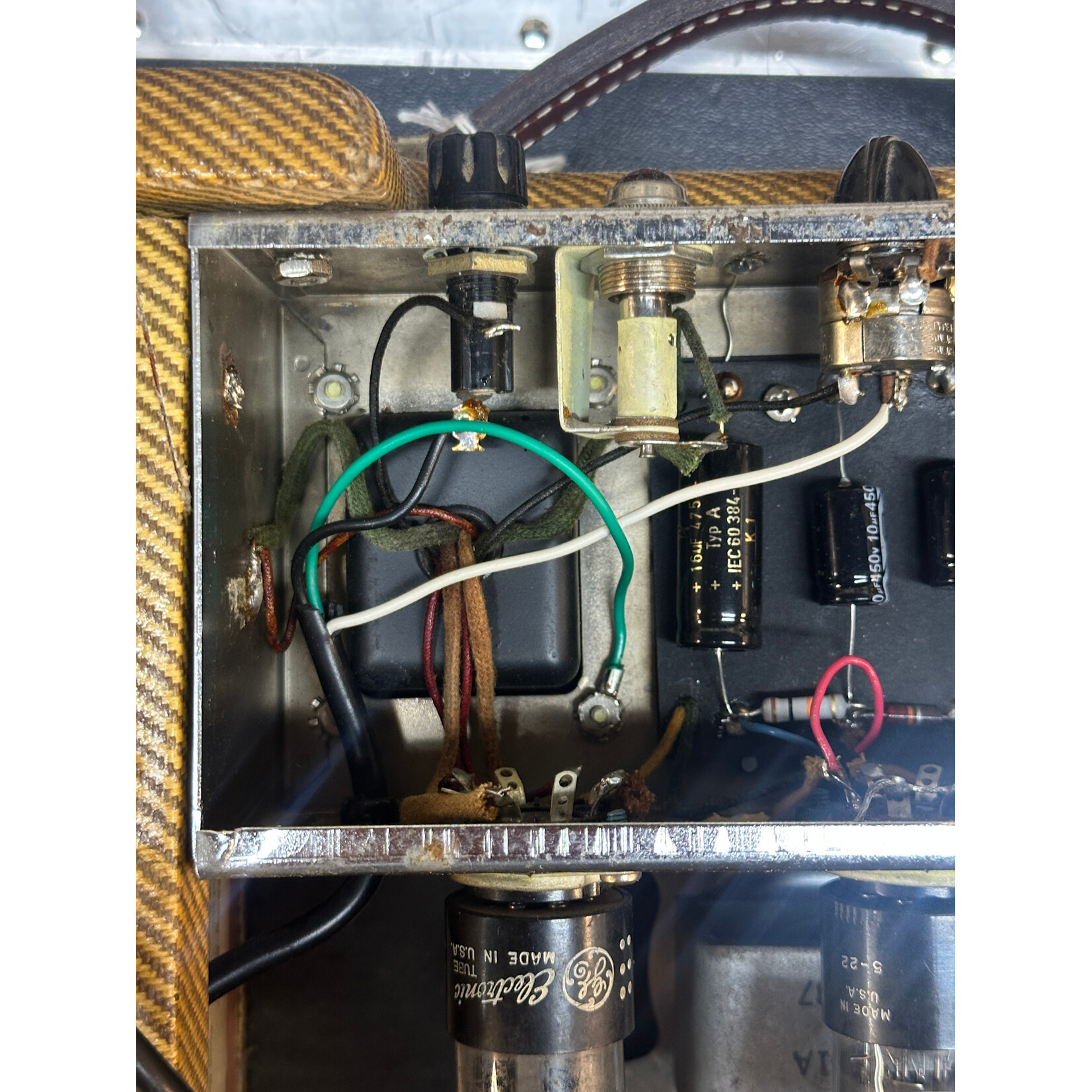 Fender 1955 Fender Tweed Champ 5E1 (changed transformer)