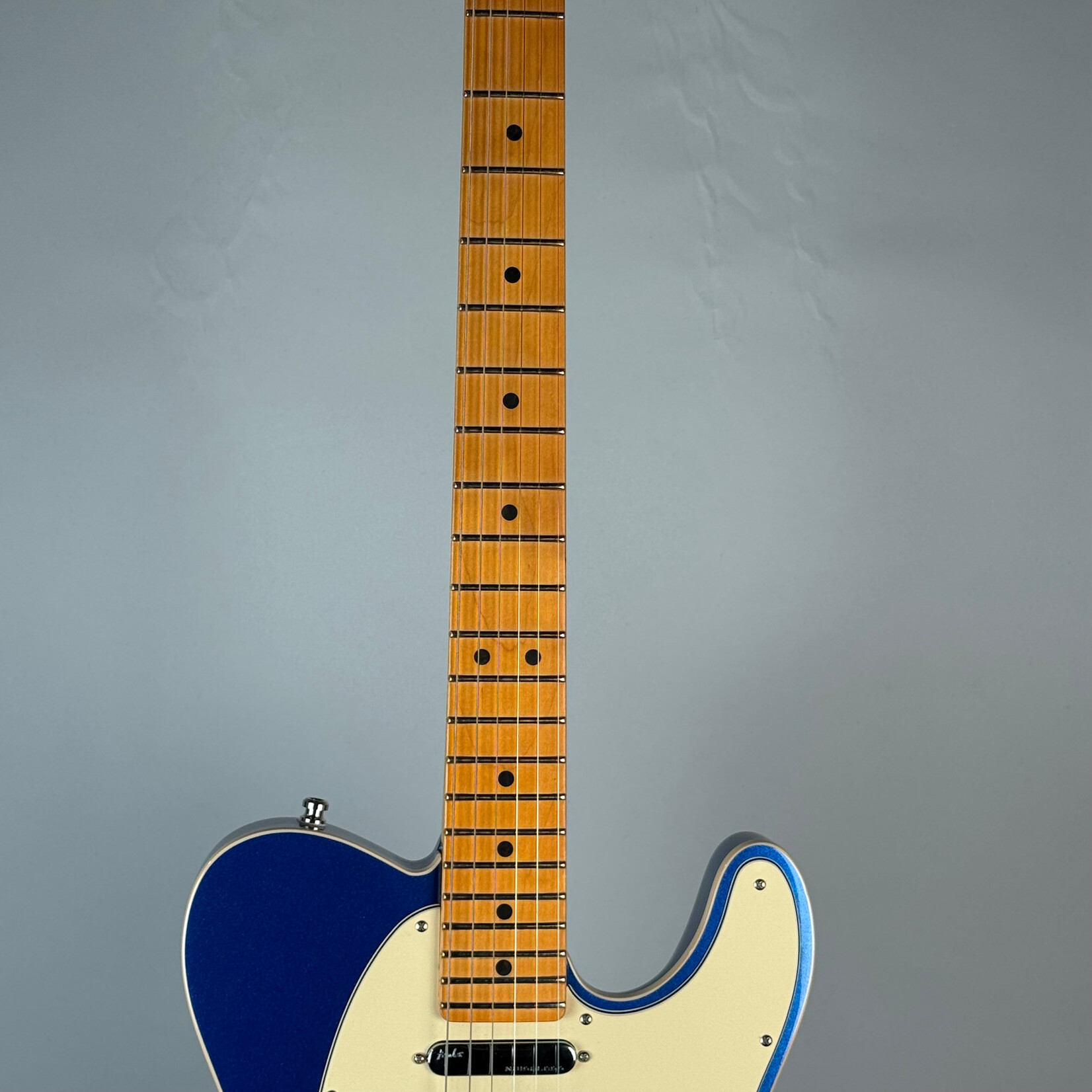 Fender 2023 Fender American Ultra Telecaster Cobra Blue