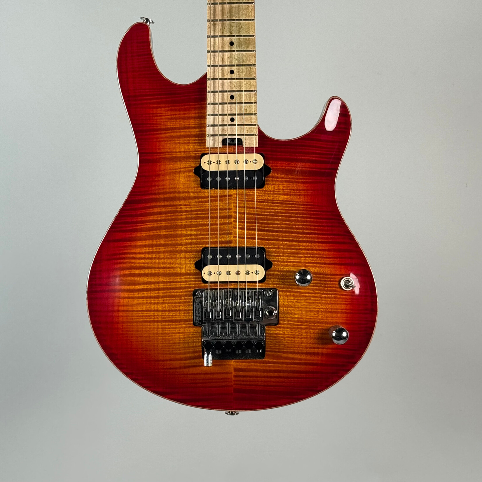 Peavey Peavey HP Special Cherry Sunburst