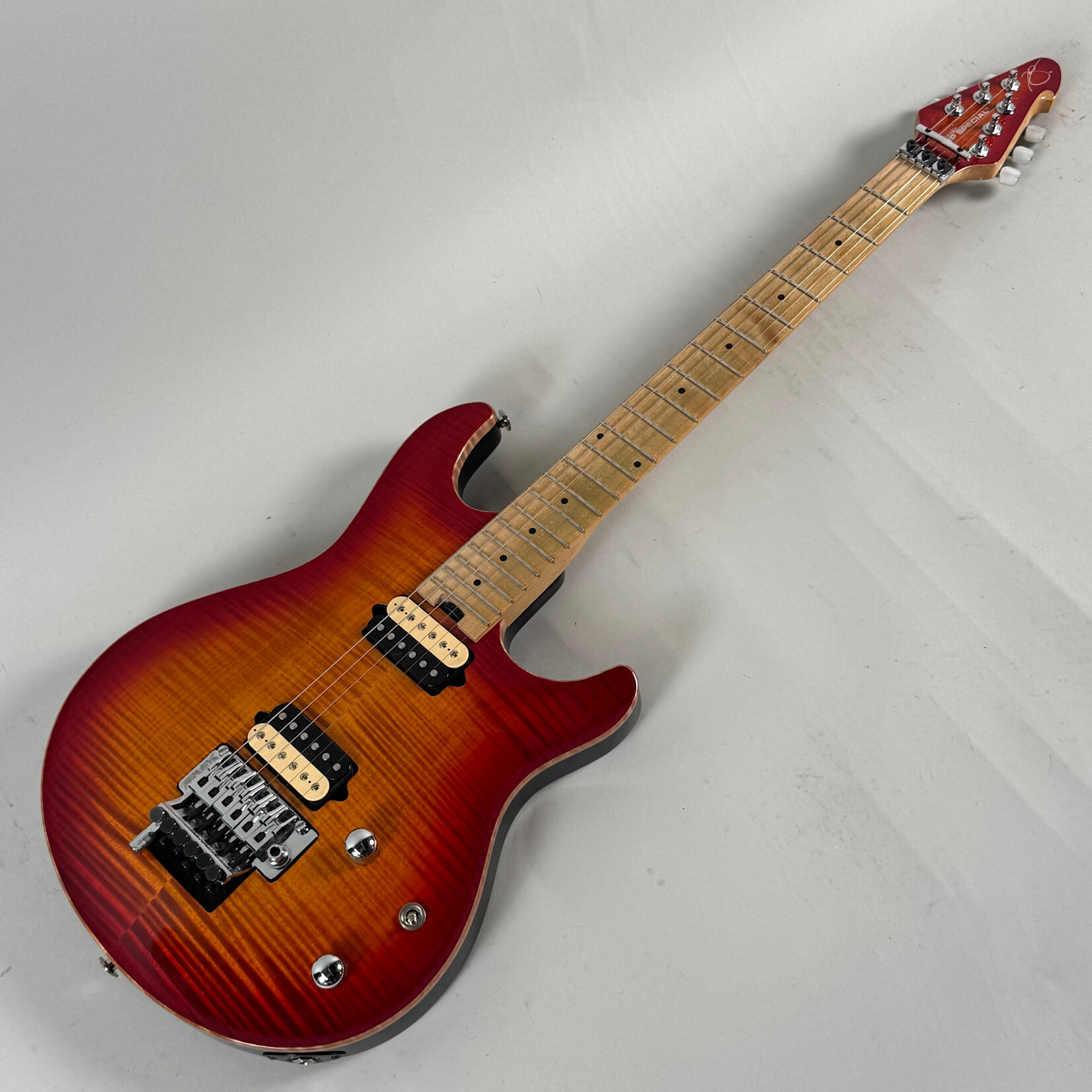 Peavey Peavey HP Special Cherry Sunburst