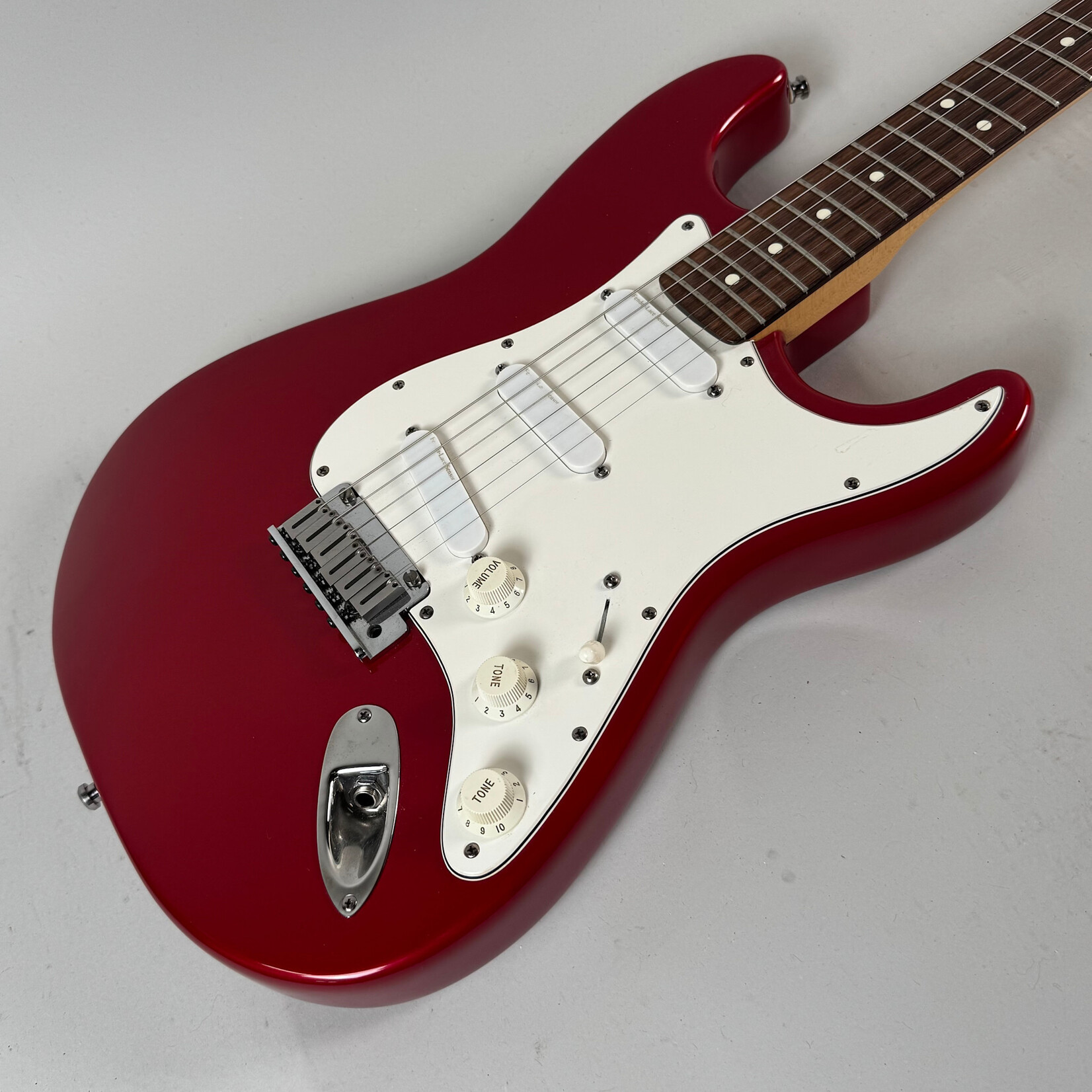 Fender 1990 Fender Stratocaster Plus Deluxe Candy Apple Red