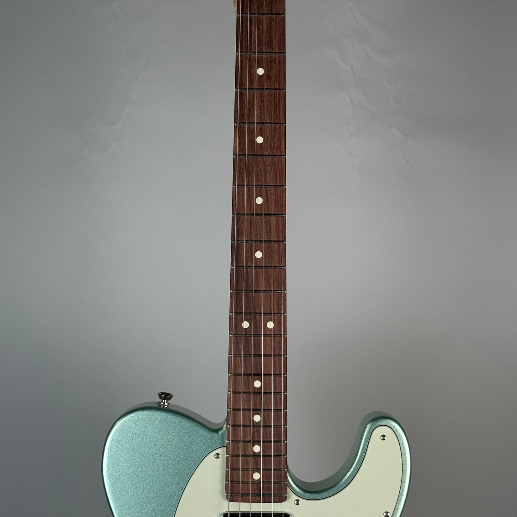 Fender 2022 Fender American Professional II Telecaster Mystic Surf Green