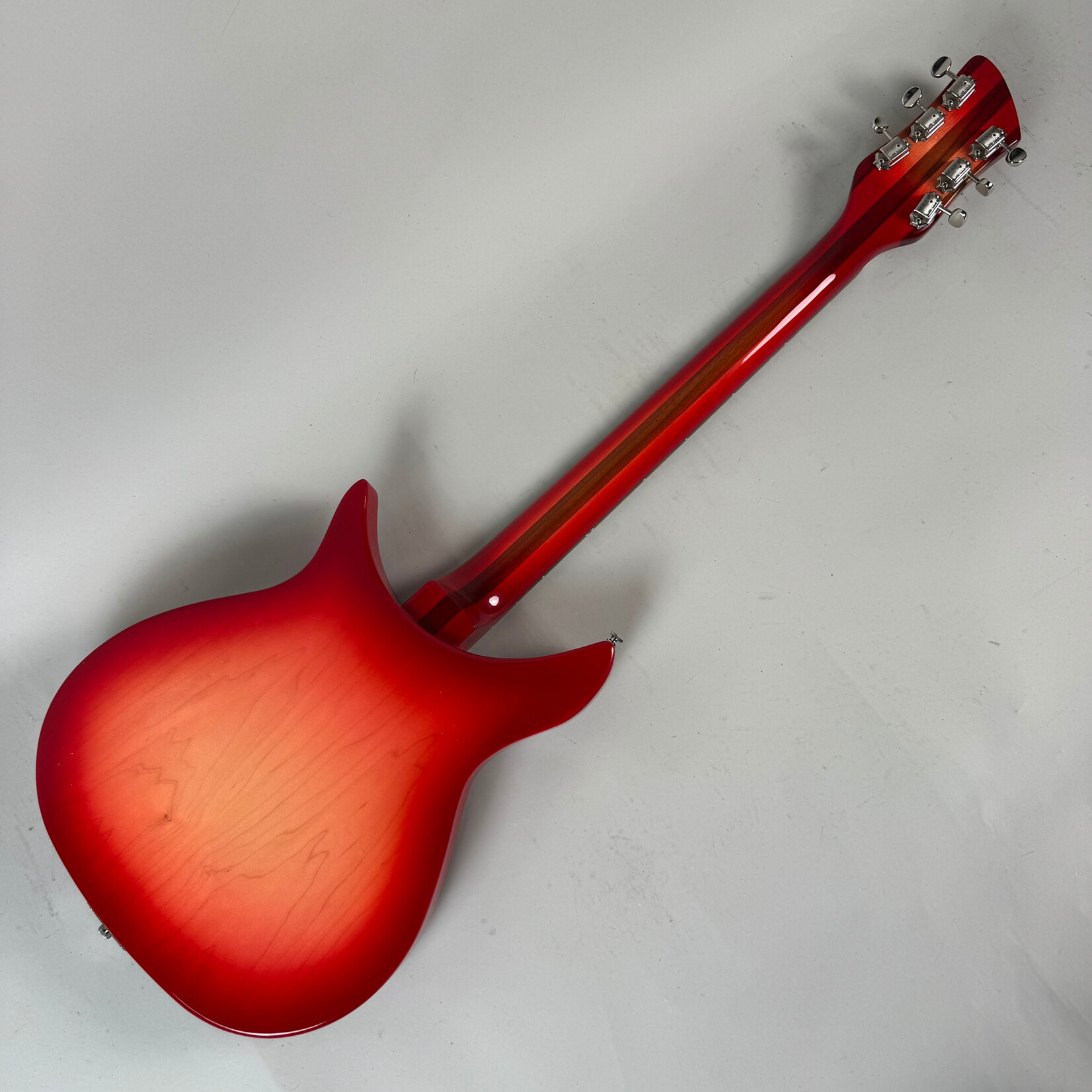 Rickenbacker 2022 Rickenbacker 350/V63 Fireglo