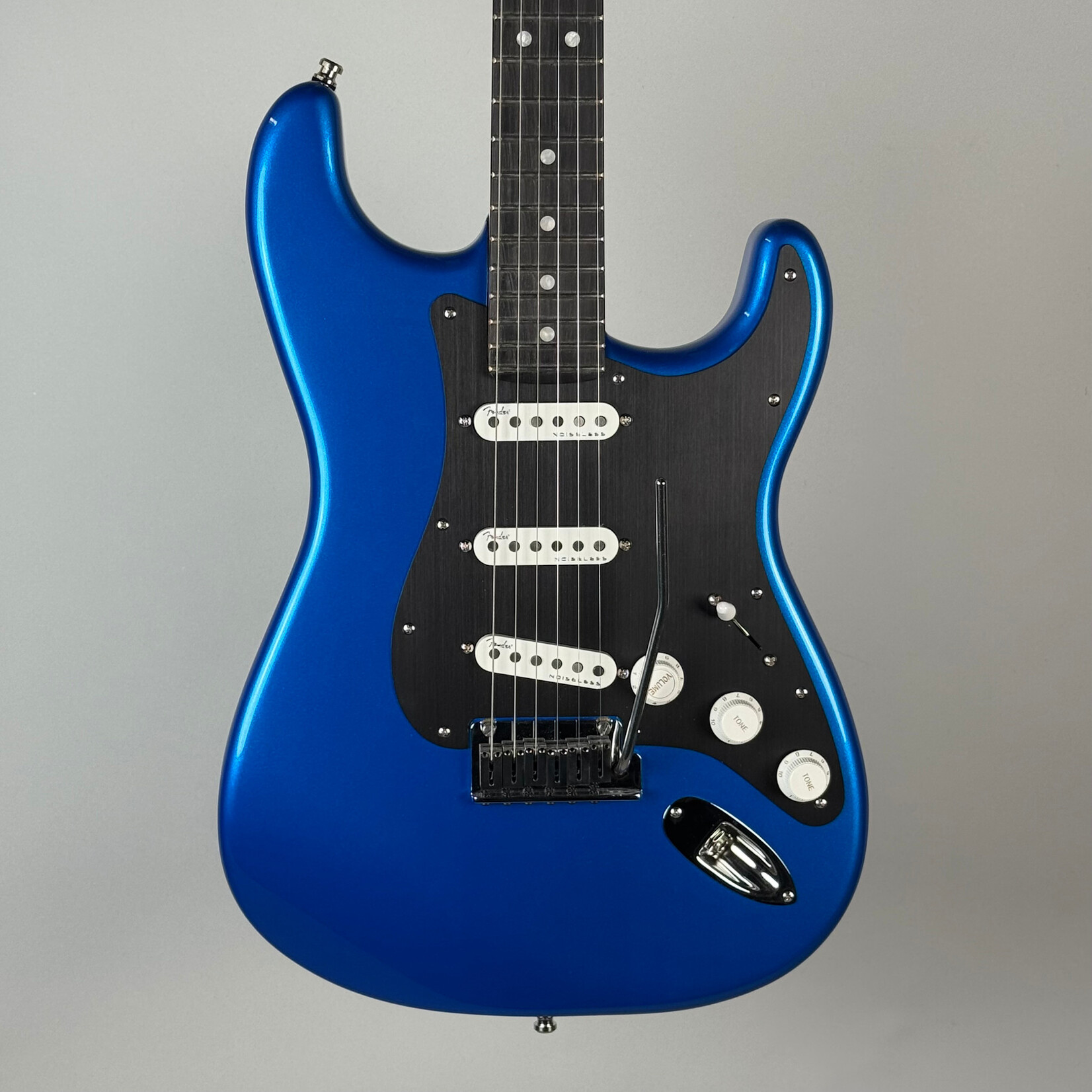 Fender 2024 Fender American Ultra II Stratocaster Noble Blue