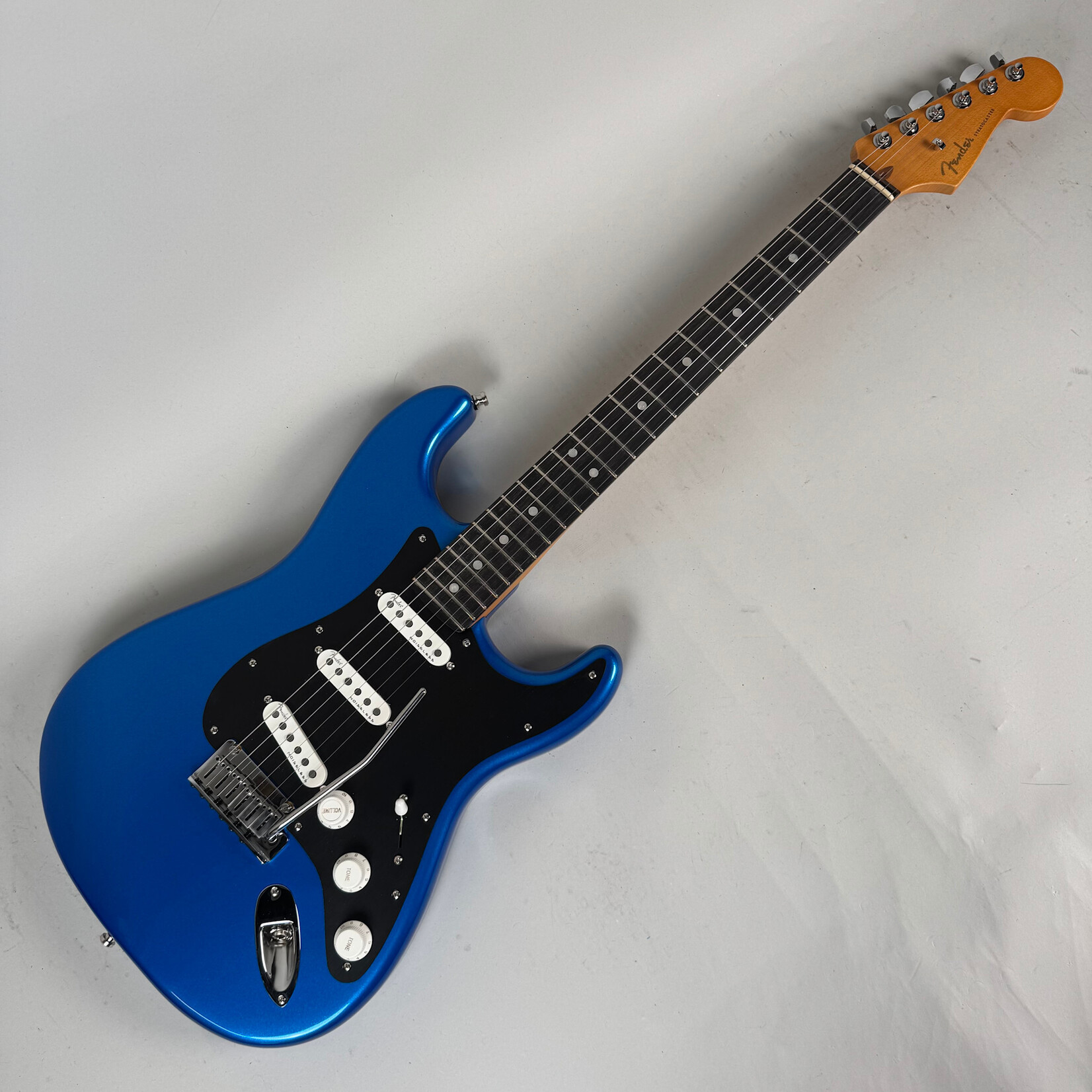 Fender 2024 Fender American Ultra II Stratocaster Noble Blue