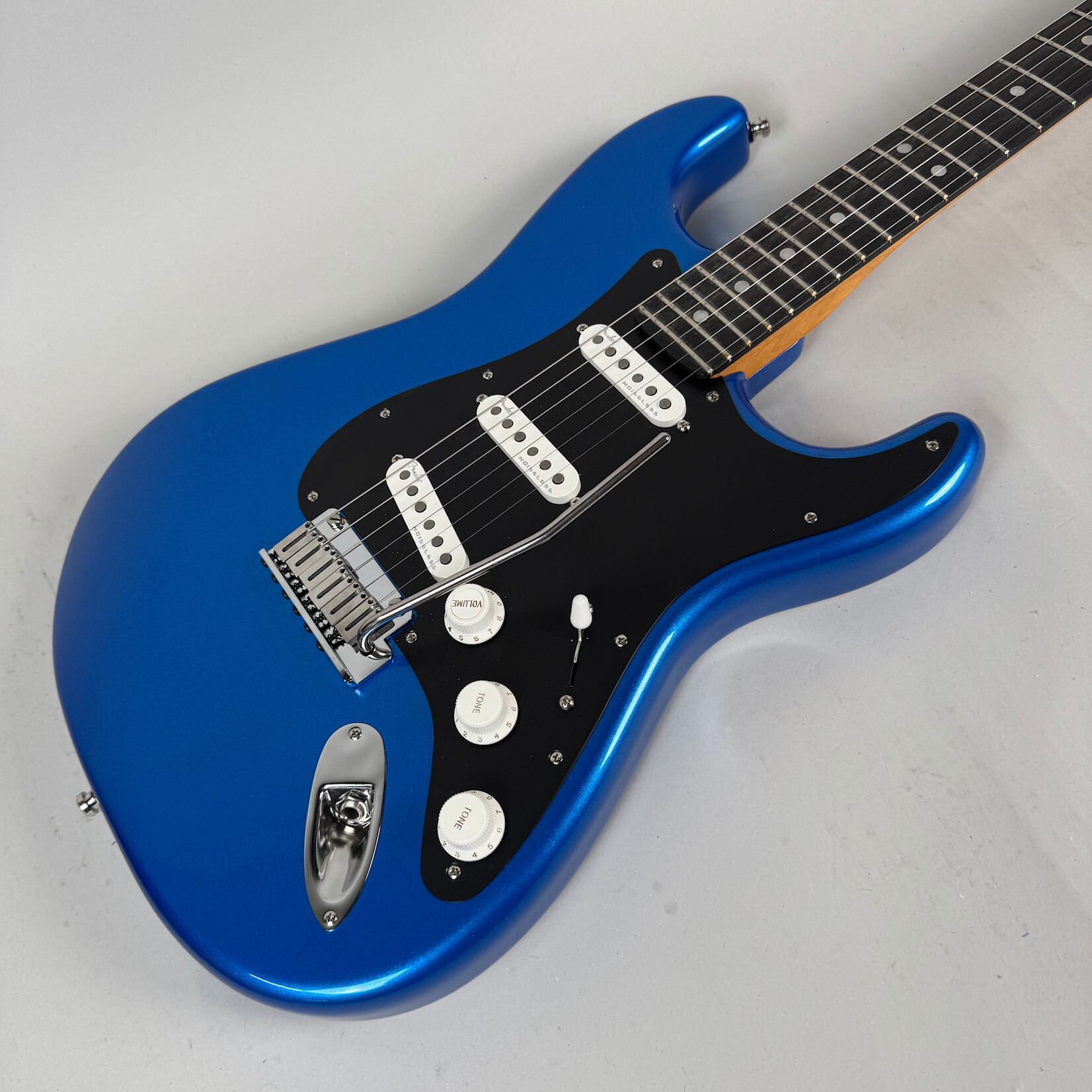 Fender 2024 Fender American Ultra II Stratocaster Noble Blue