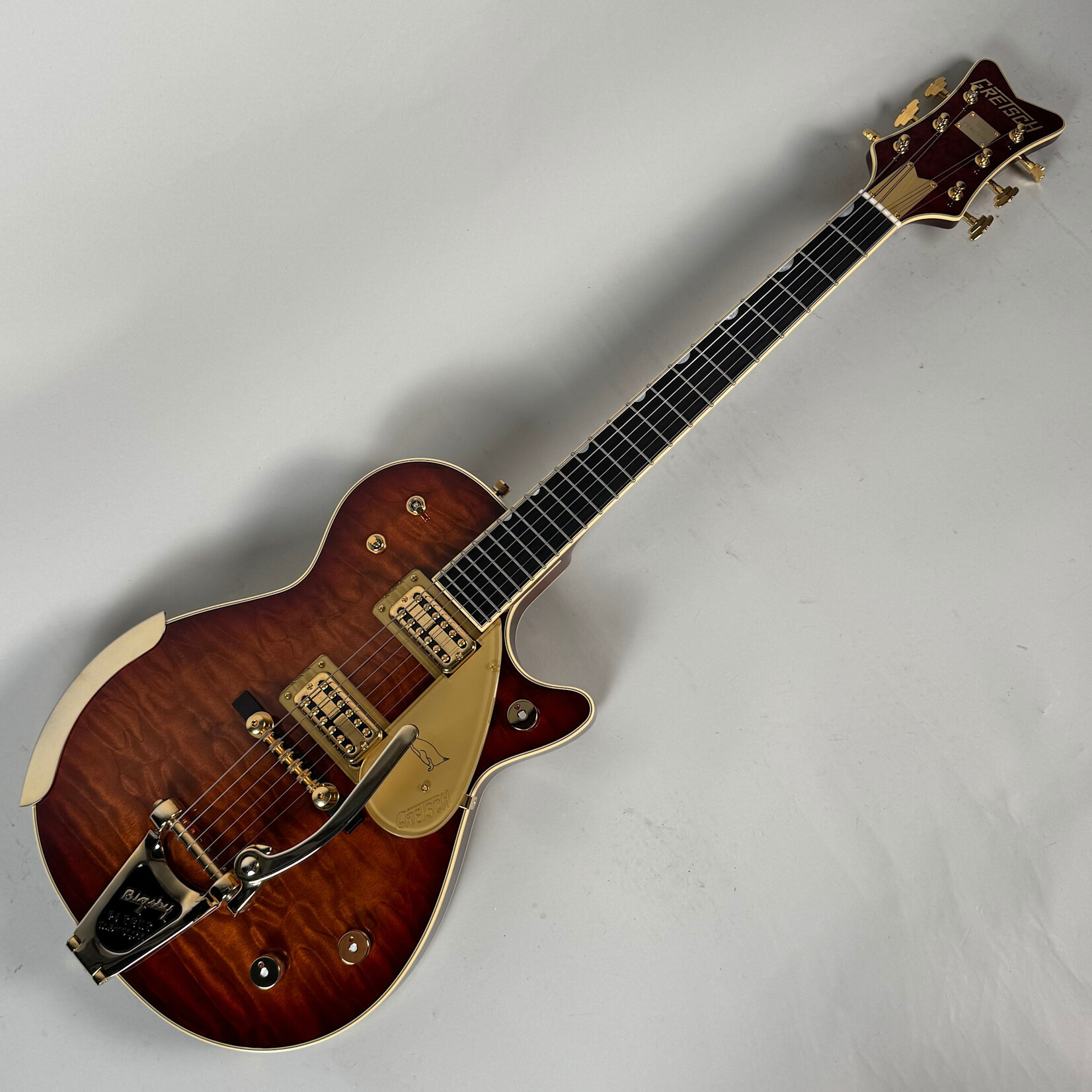 Gretsch 2024 Gretsch Penguin Limited Quilt-Top Sunburst 6134TGQM