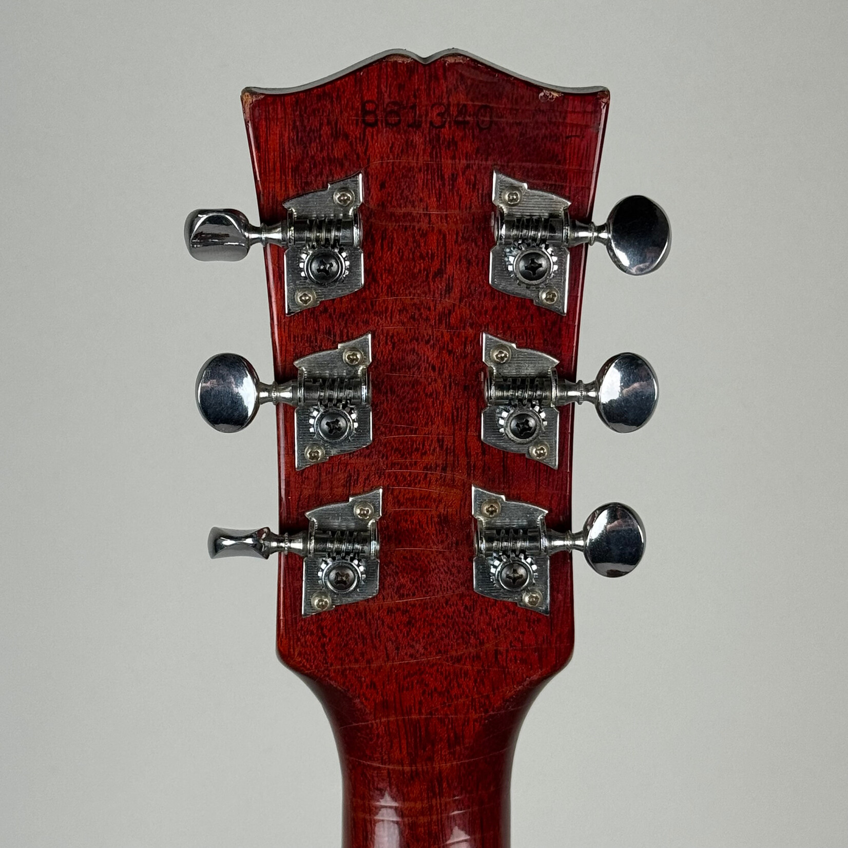 Gibson 1968 Gibson B-25 Cherry Sunburst