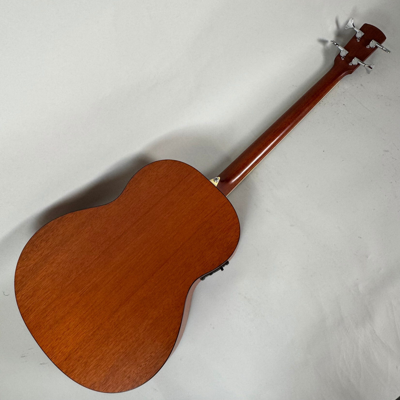 Larrivee 2000 Larrivée B-02 Acoustic Bass W/ OHSC