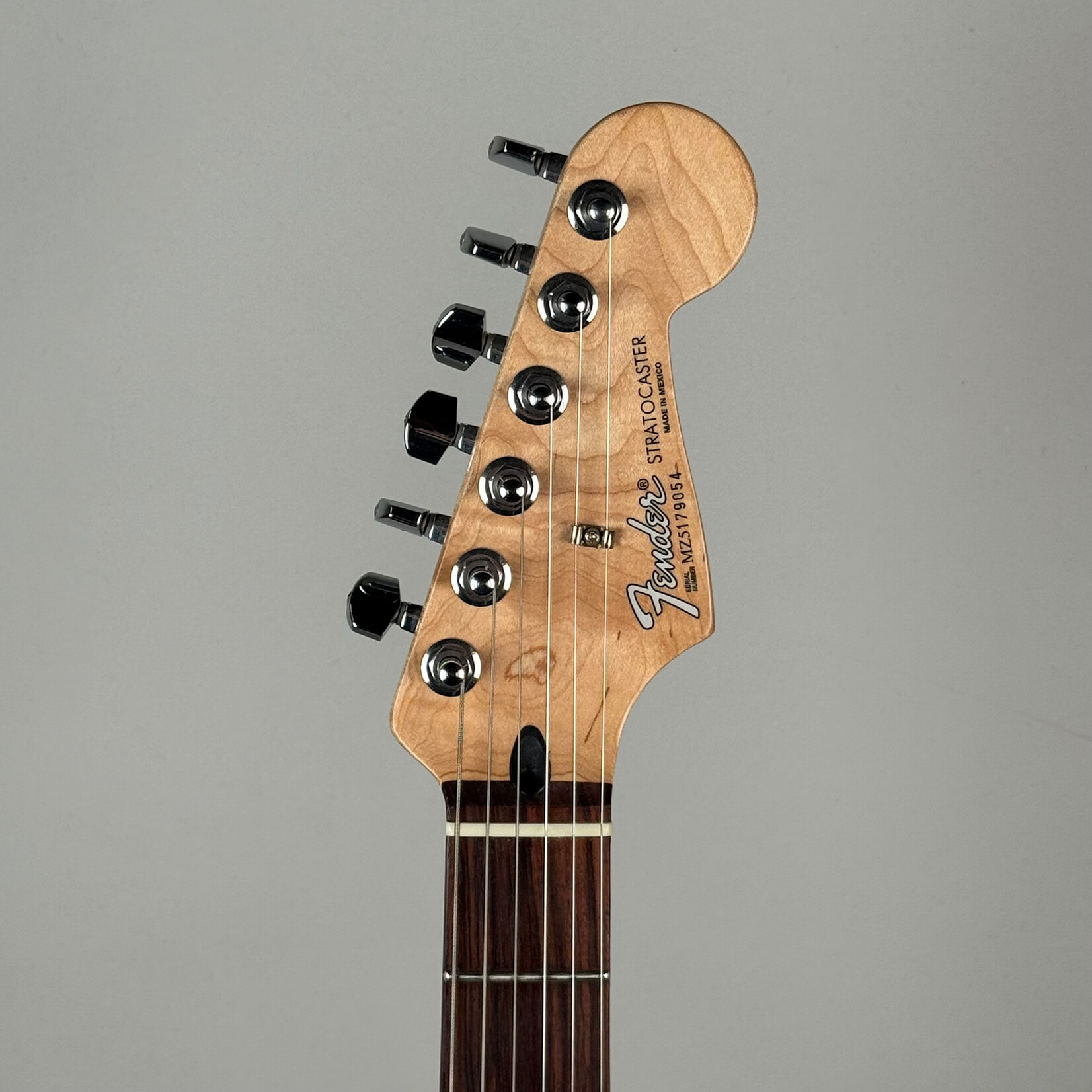 Fender 2005 Fender MIM Stratocaster Standard Sapphire Blue W/ Case