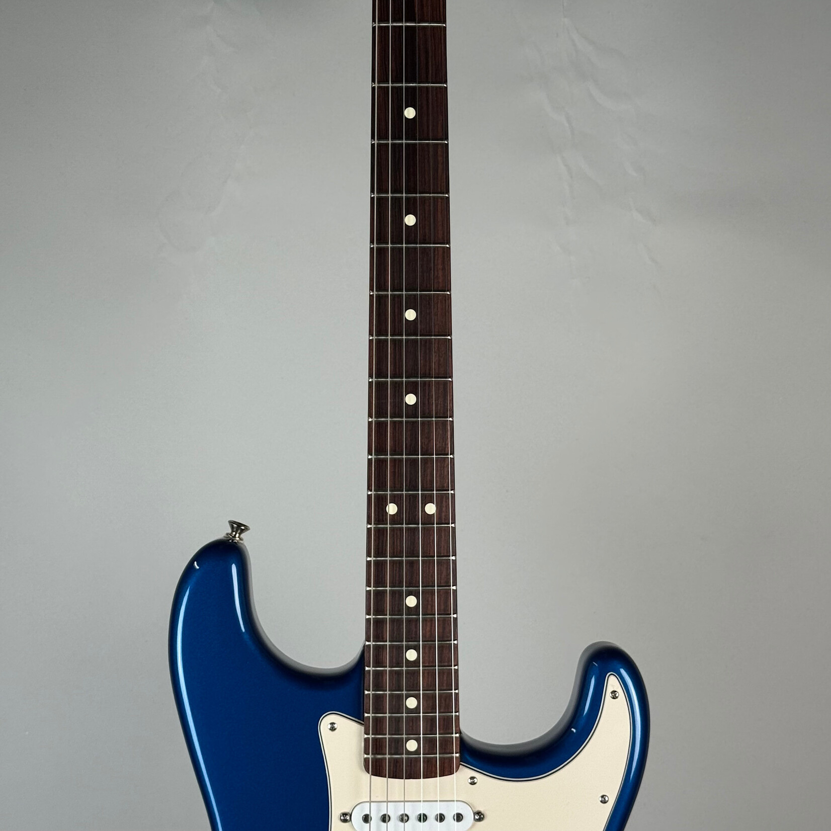 Fender 2005 Fender MIM Stratocaster Standard Sapphire Blue W/ Case