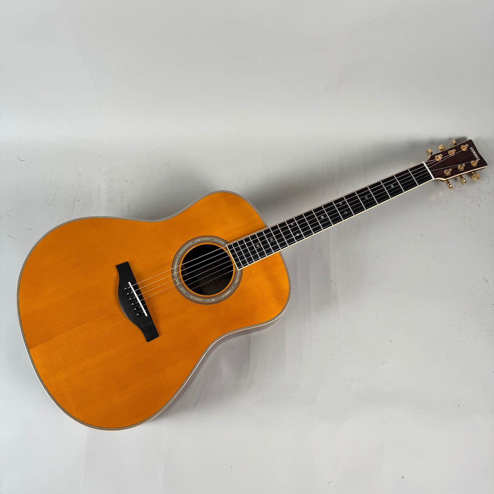Yamaha Yamaha LL-TA TransAcoustic Natural