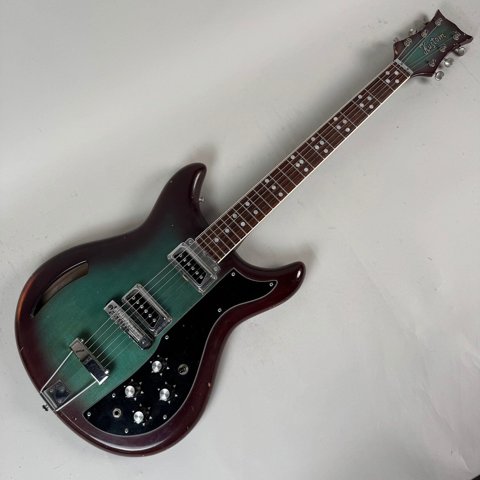 Kustom Kustom K200A Wineburst