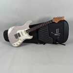 Novo Novo Idris Custom Mary Kaye White