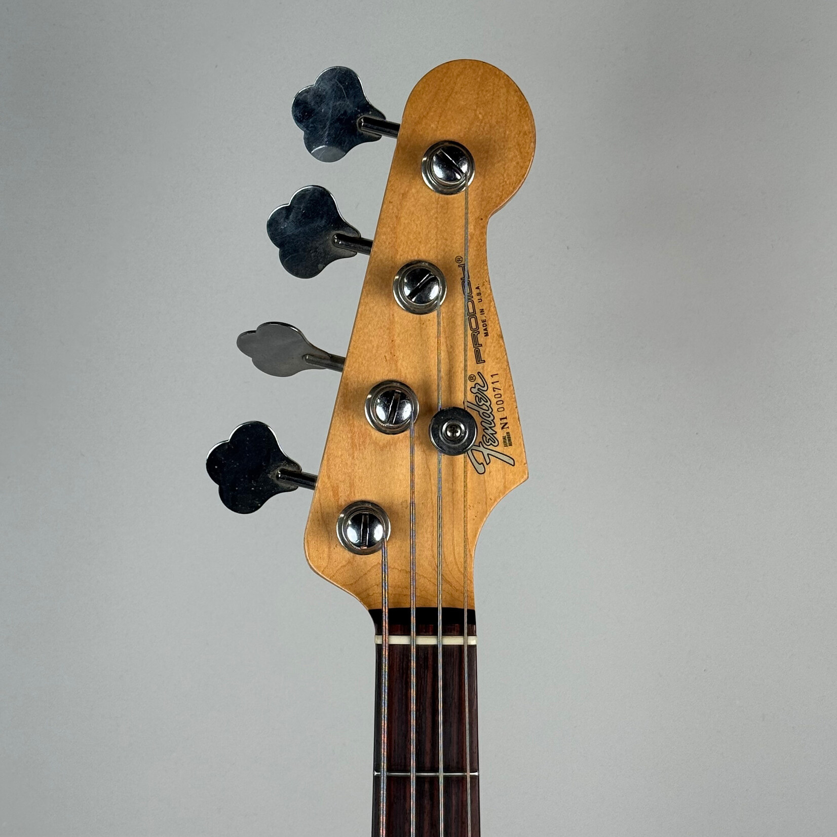 Fender 1991 Fender Prodigy Bass White