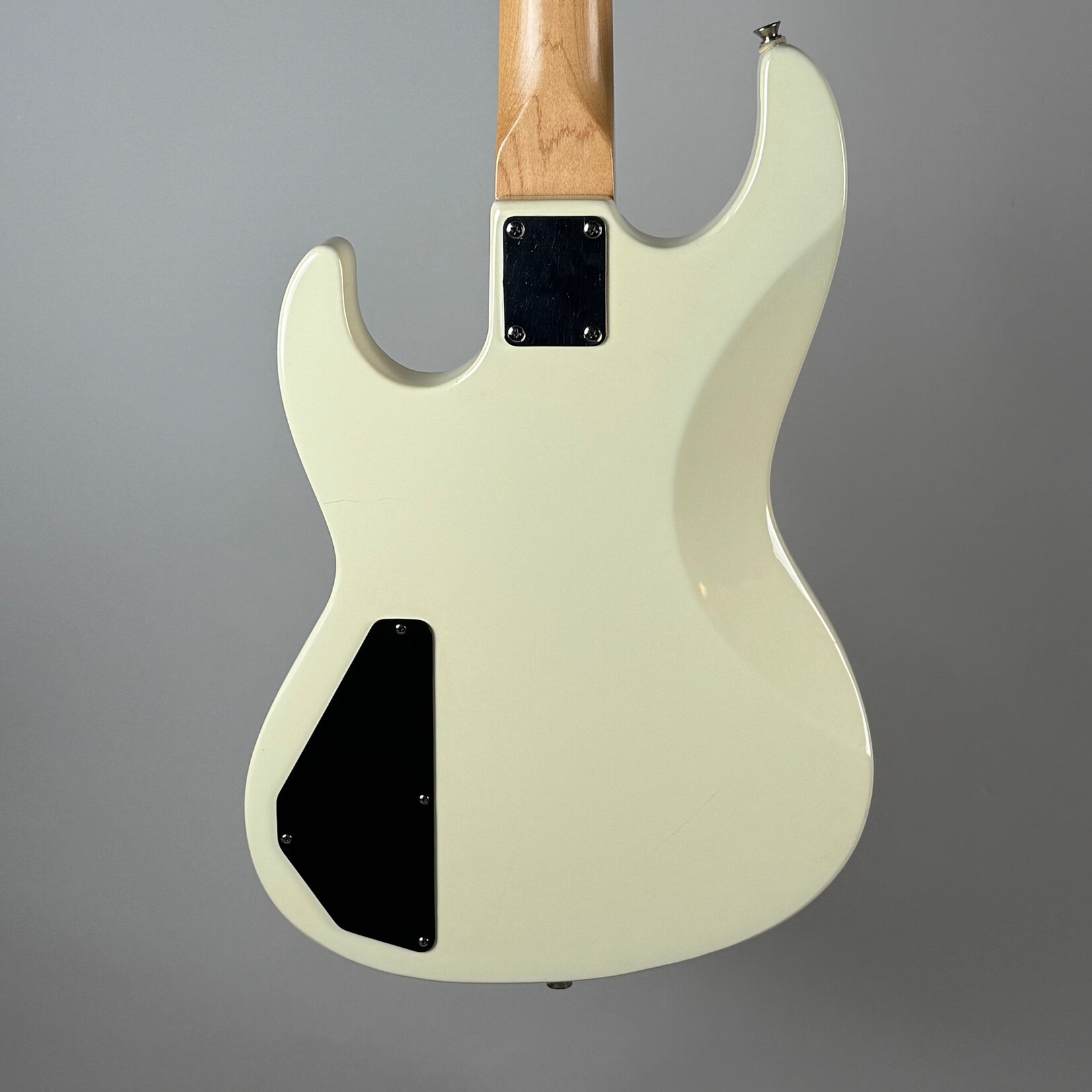Fender 1991 Fender Prodigy Bass White