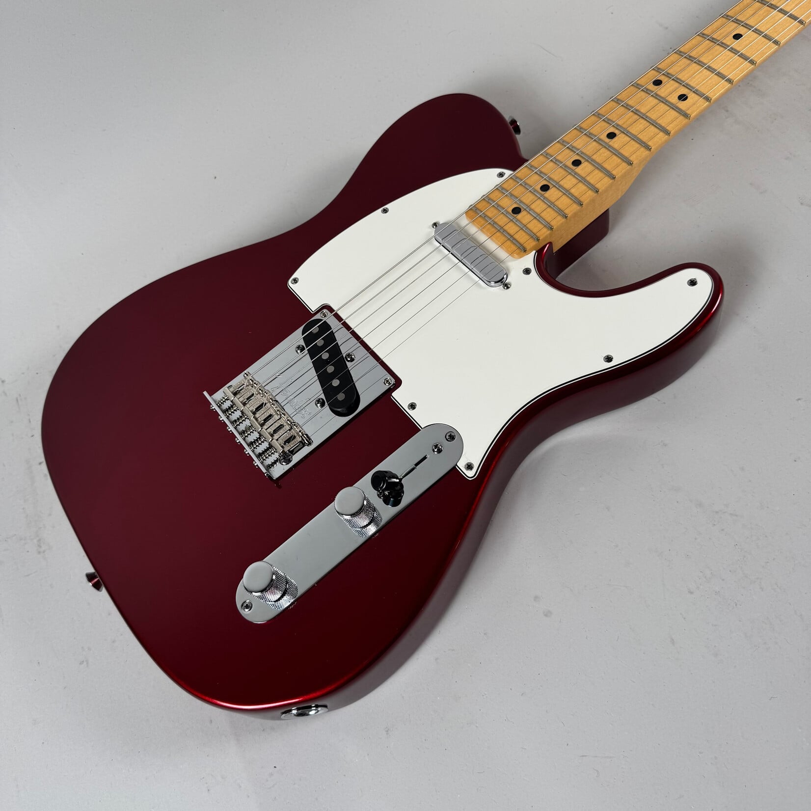 Fender 2011 Fender American Standard Telecaster Candy Apple Red