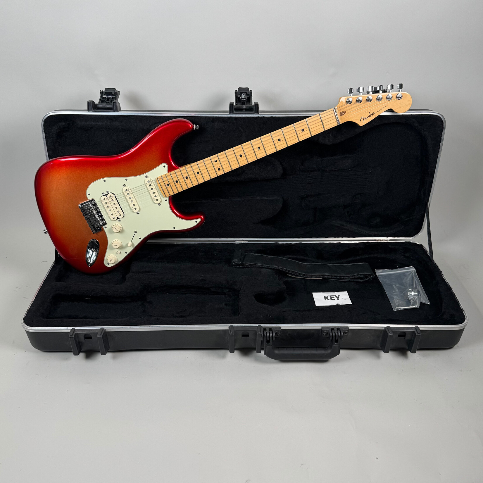 Fender 2011 Fender Stratocaster Deluxe Sunset Metallic