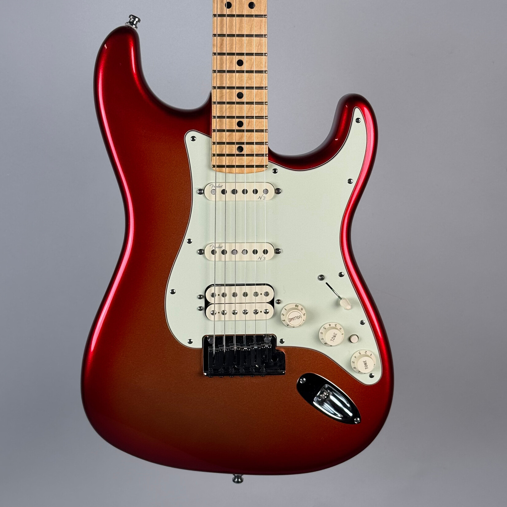 Fender 2011 Fender Stratocaster Deluxe Sunset Metallic