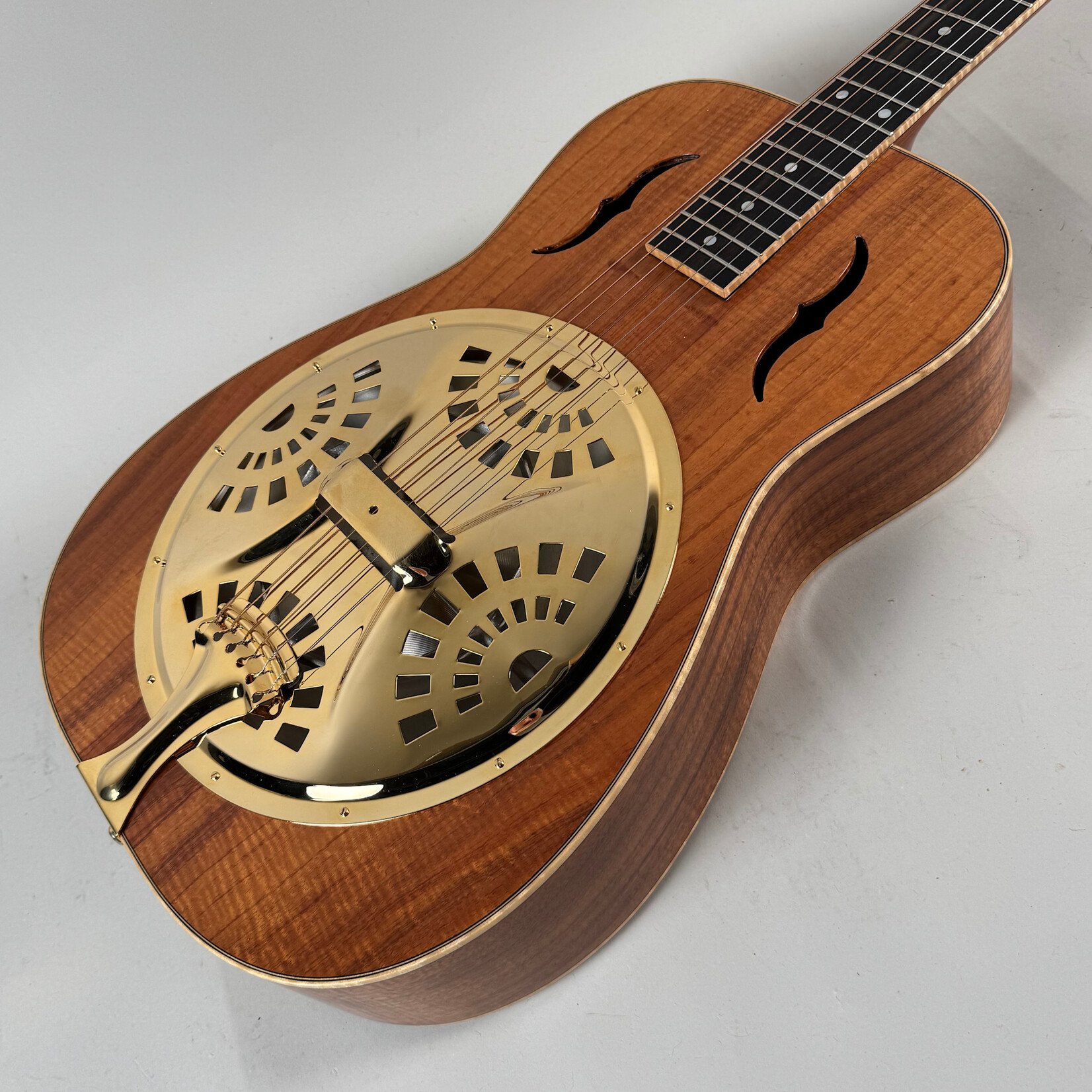 Beard Roundneck Resonator Koa