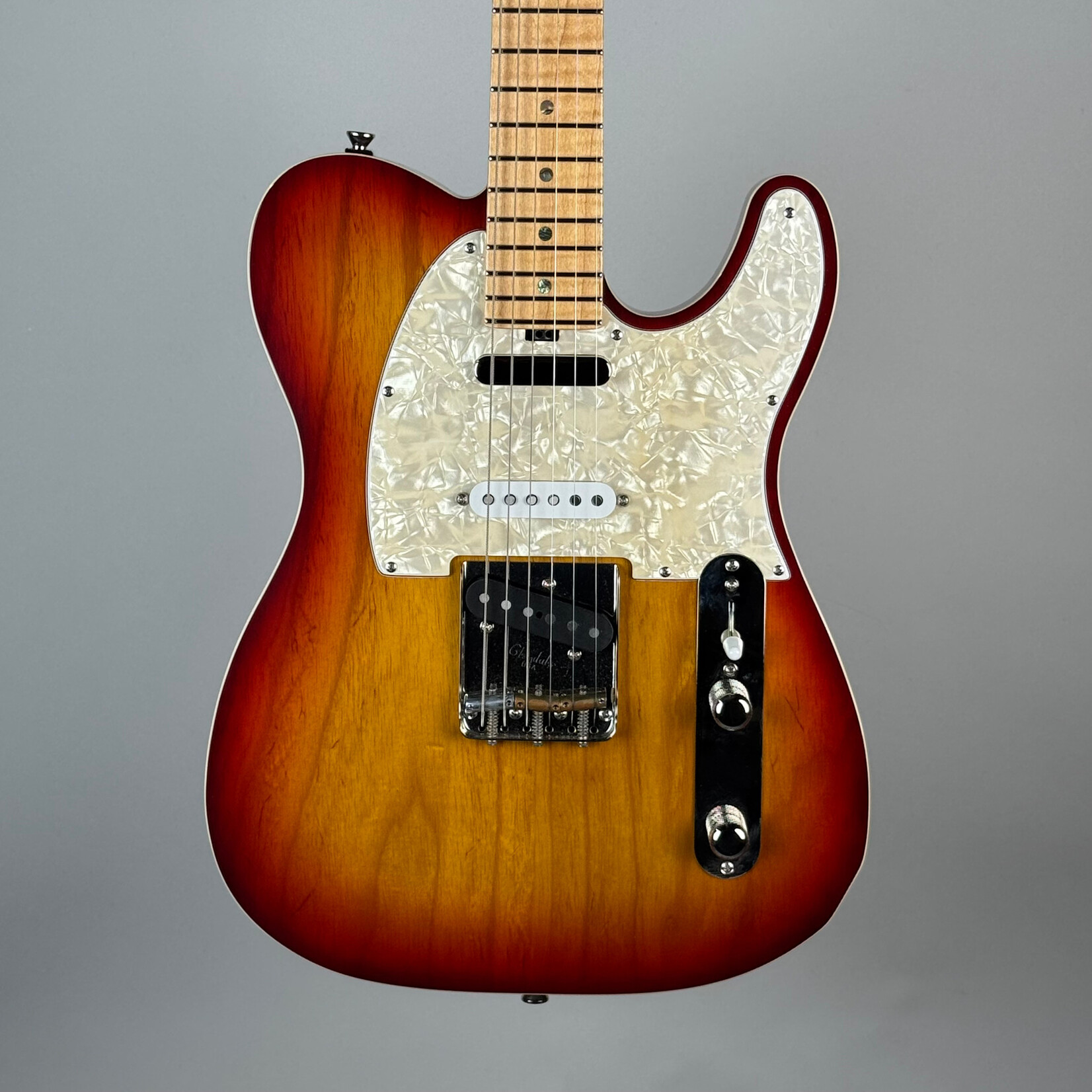 Michael Tuttle 60's T Nashville Cherry Burst