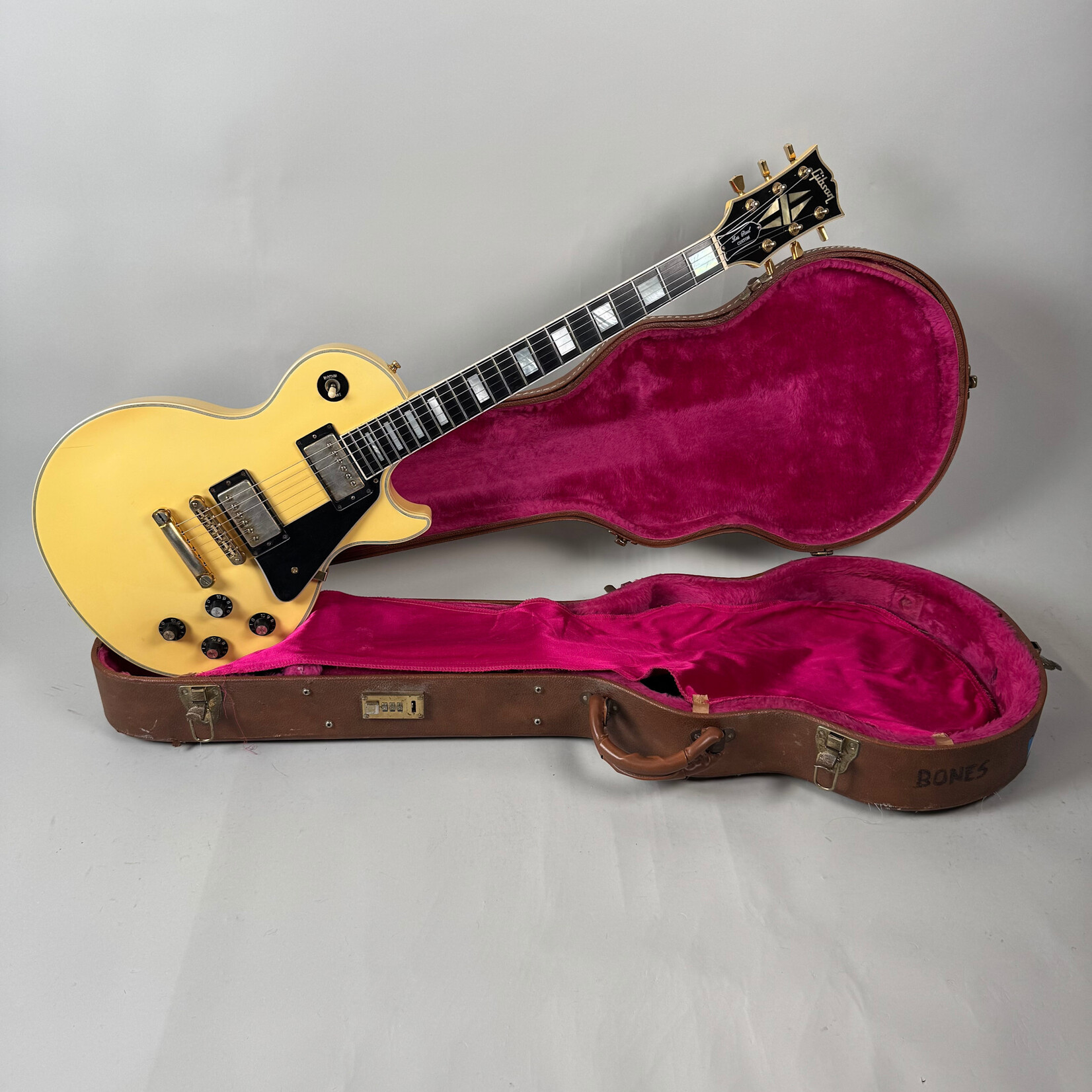Gibson 1990 Gibson Custom Shop Les Paul Custom Alpine White
