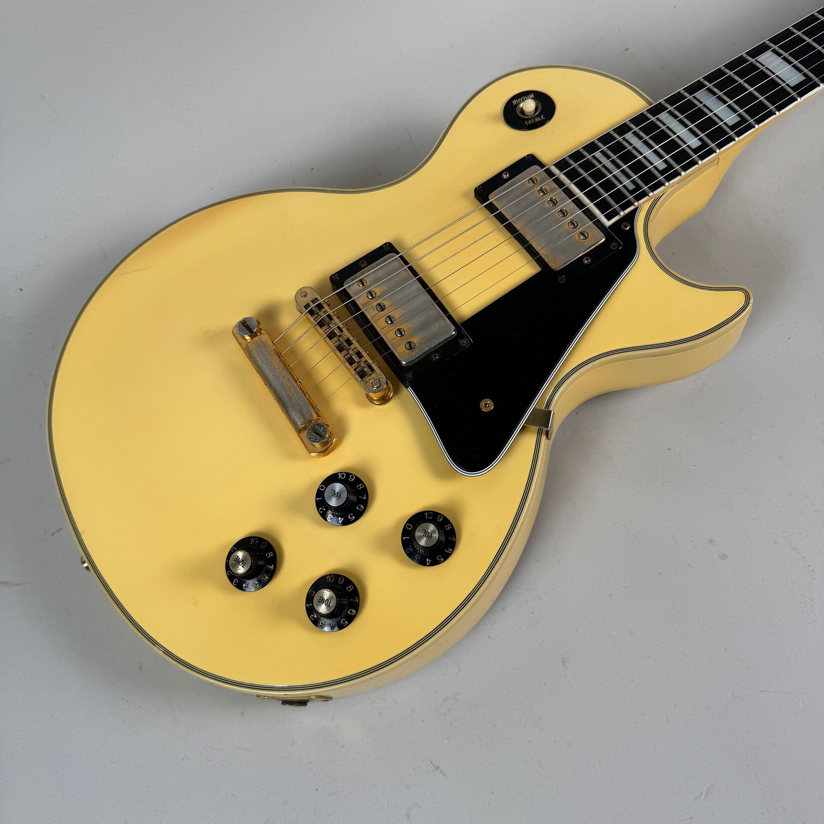 Gibson 1990 Gibson Custom Shop Les Paul Custom Alpine White