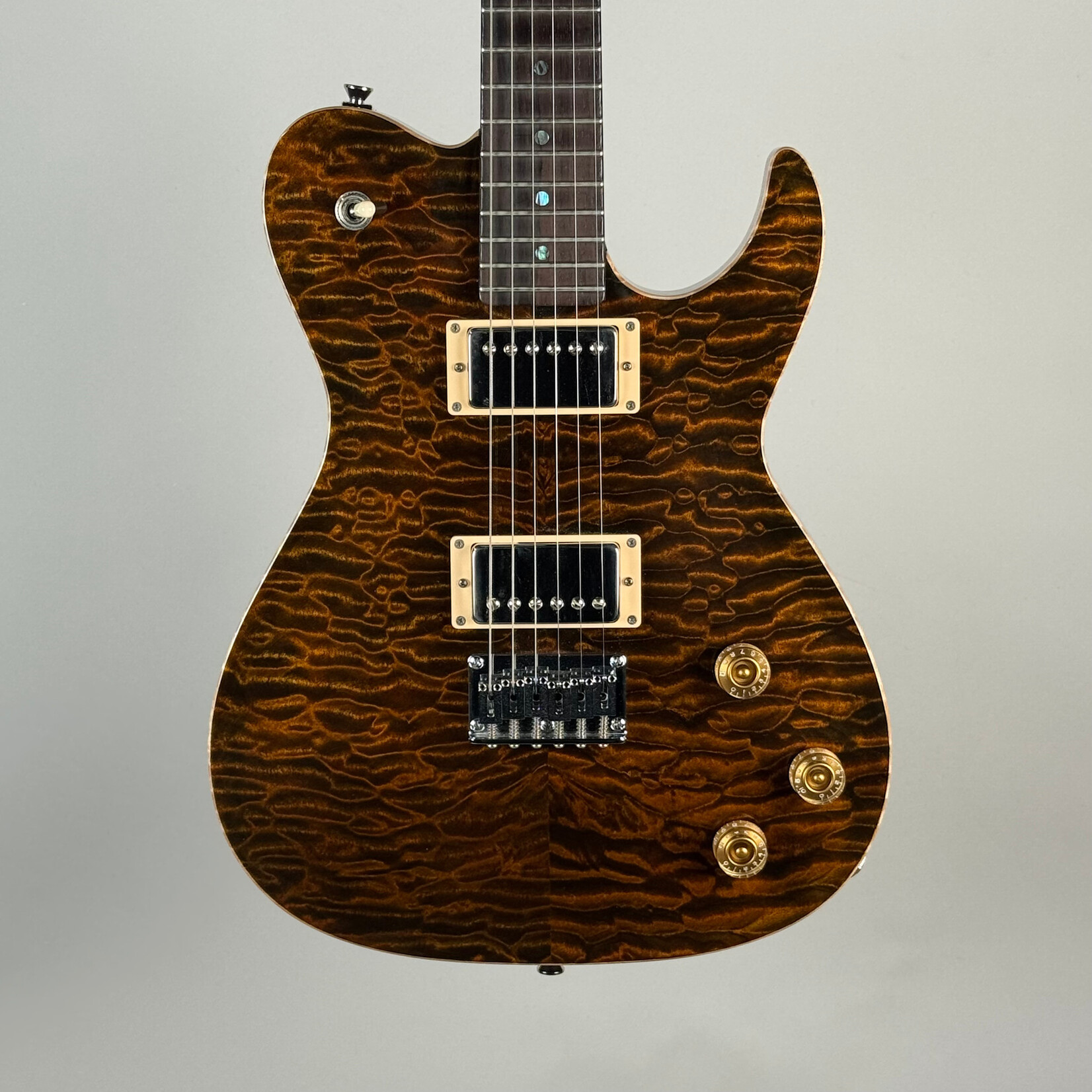 Grosh Don Grosh Carved Top Quilt Maple USA T Style