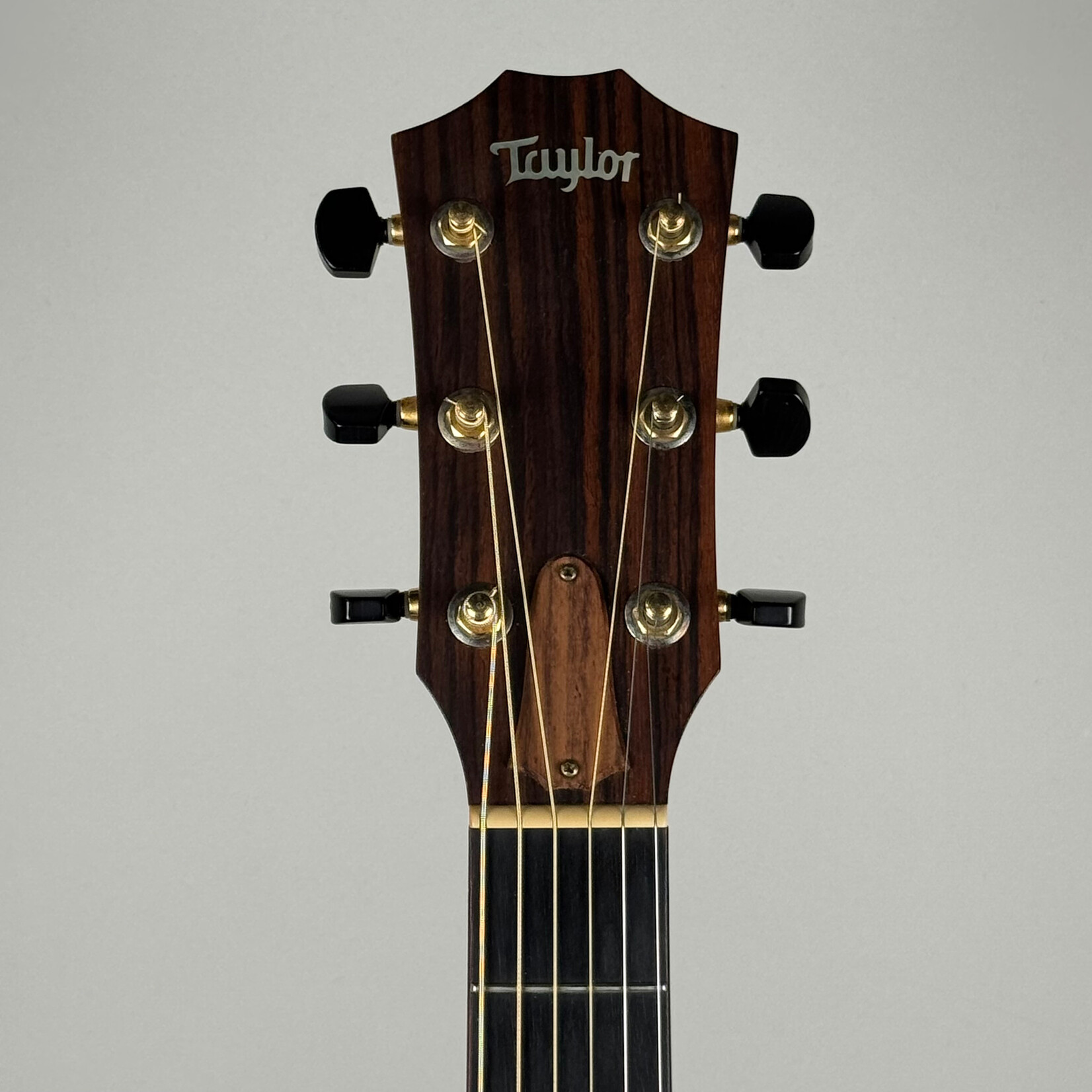 Taylor 2005 Taylor Jumbo Custom Bearclaw Sitka/Mahogany