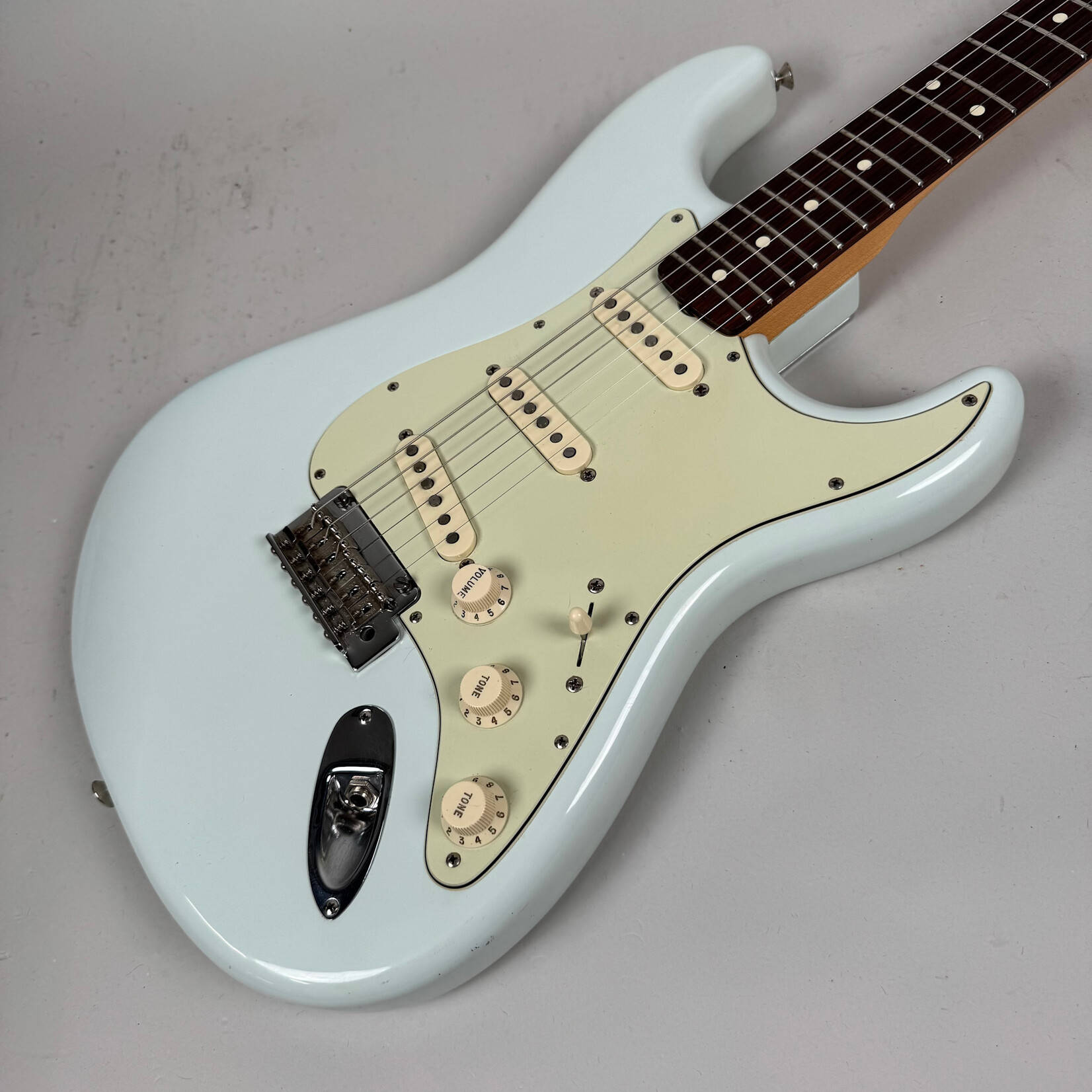 Fender 2006 Fender MIM 60's Stratocaster Sonic Blue